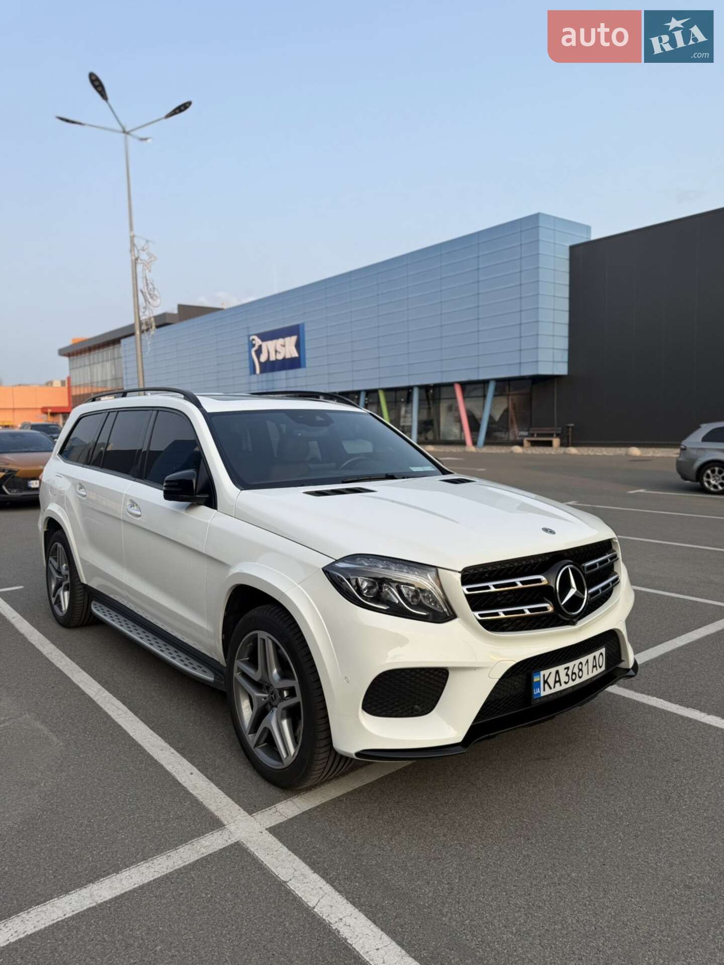 Головне фото звіту автомобіля MERCEDES-BENZ GLS 350 2017