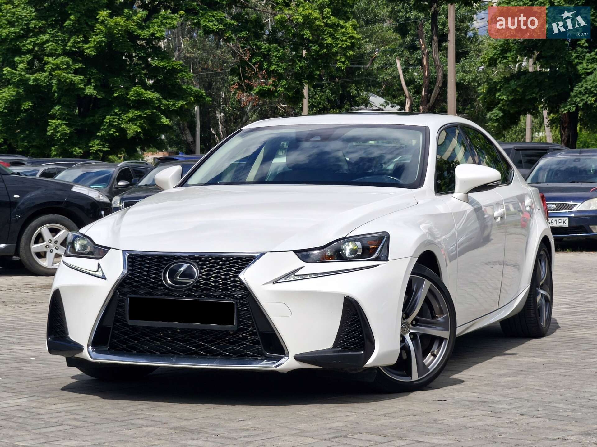 LEXUS IS 300 2017