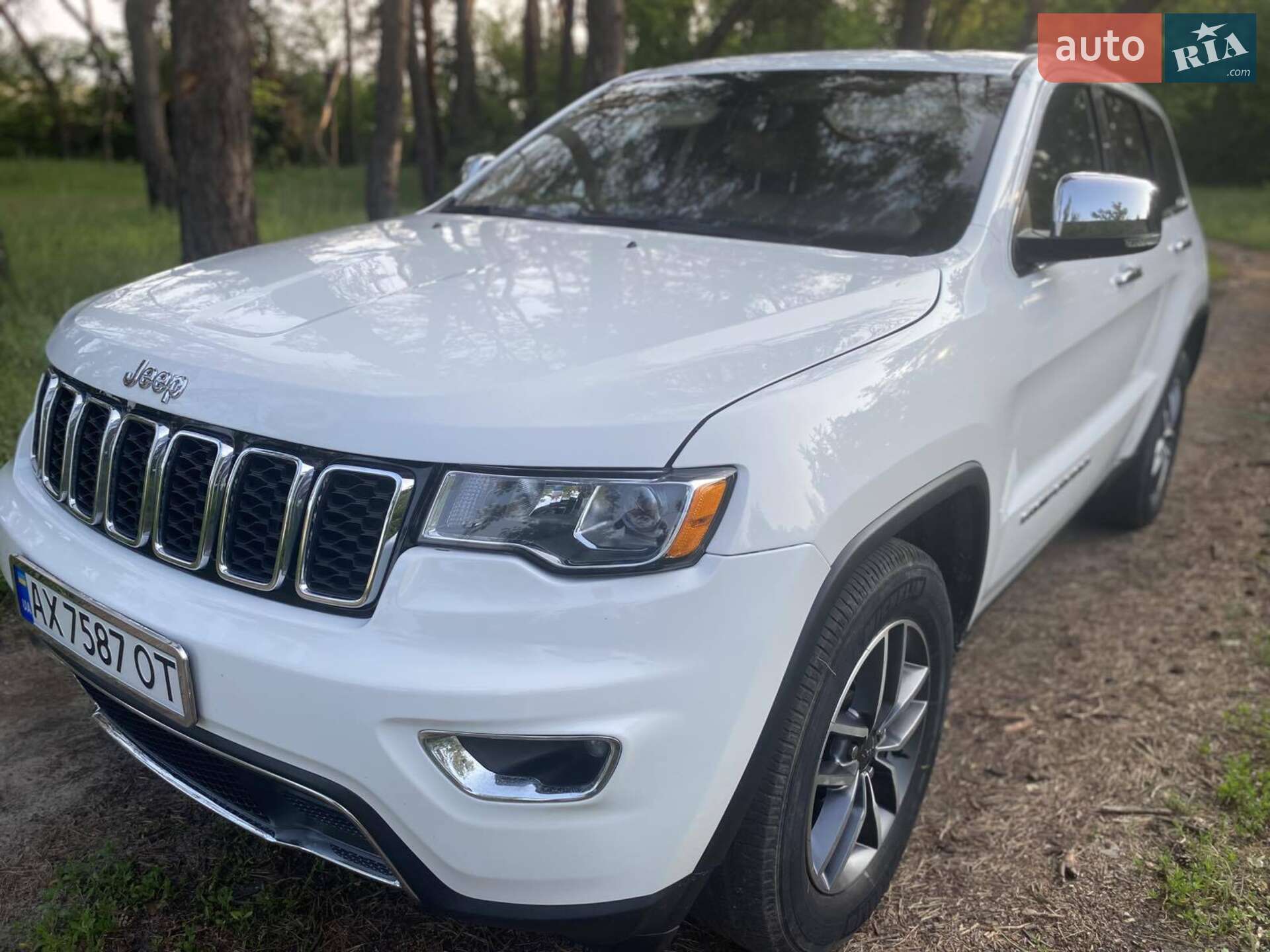 JEEP GRAND CHEROKEE 2021