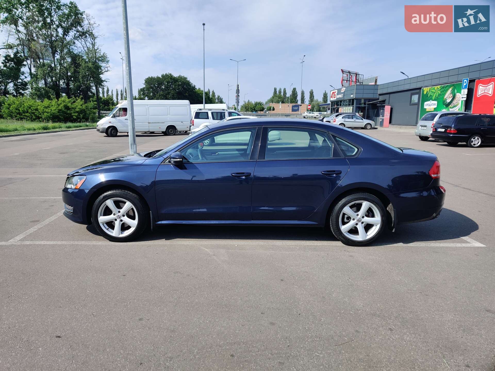 VOLKSWAGEN PASSAT 2012