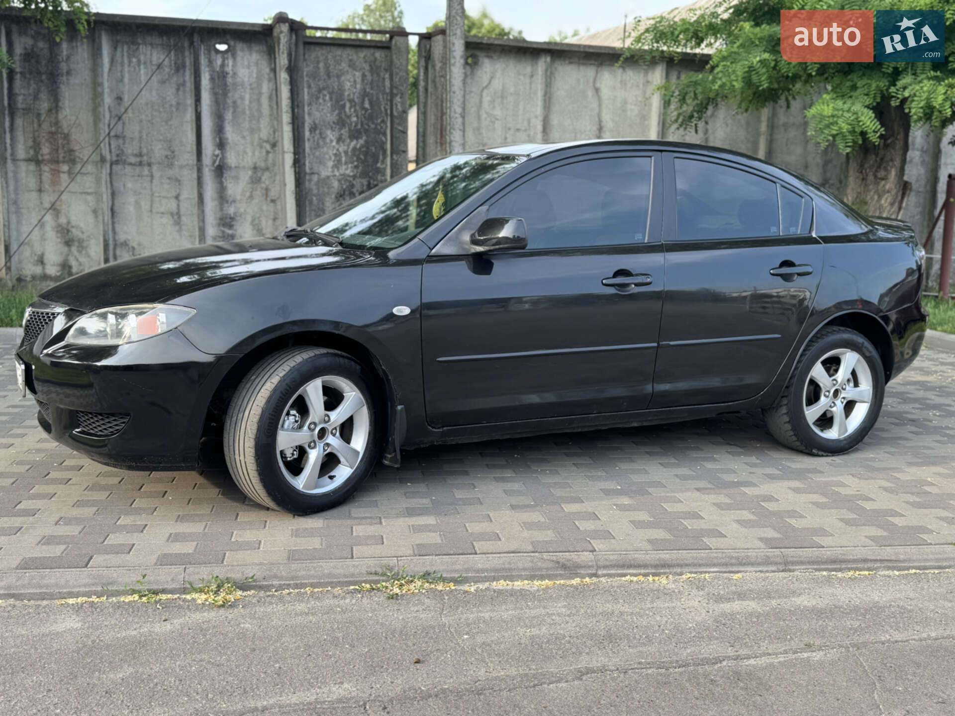 MAZDA 3 2006