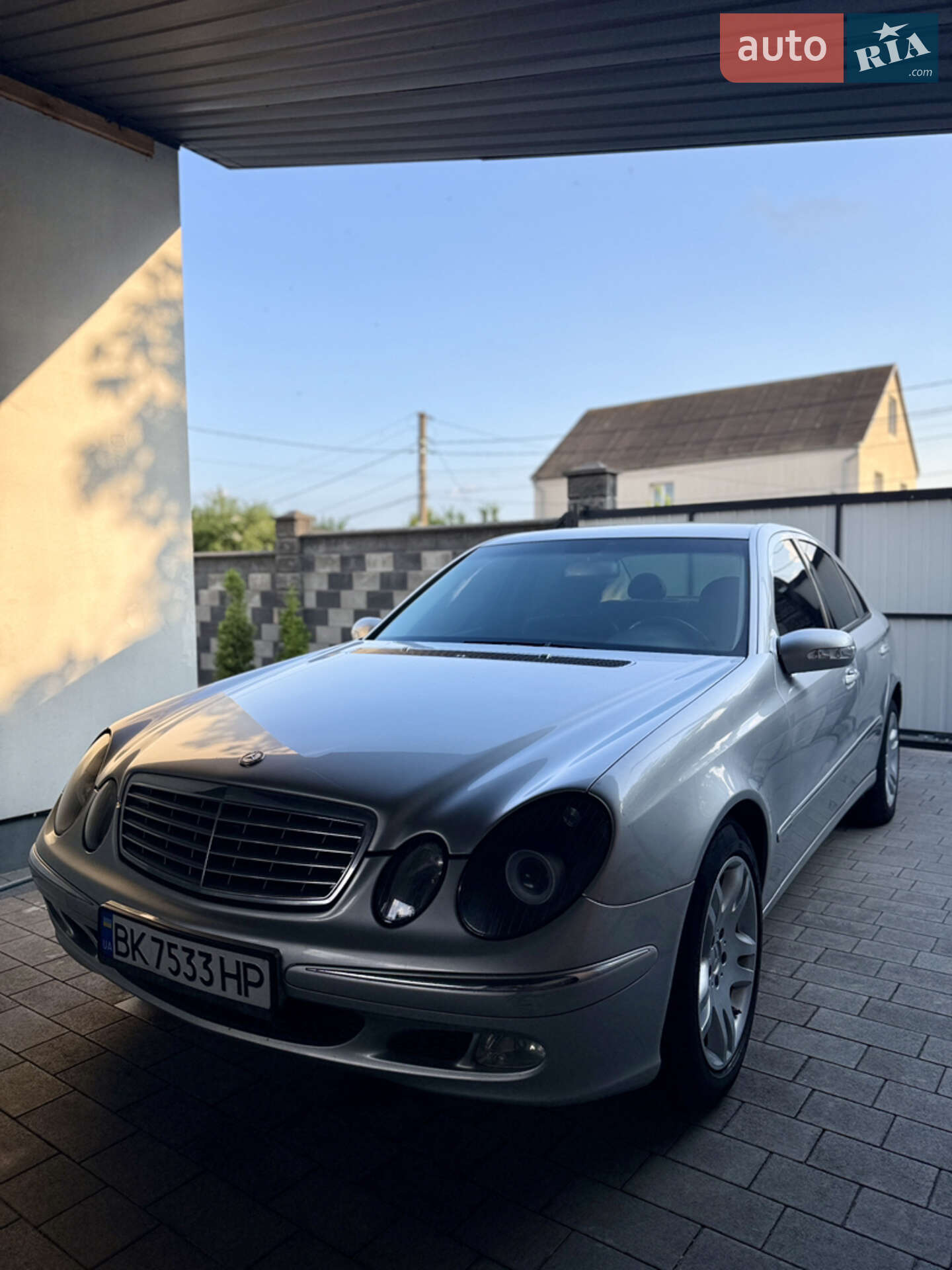 MERCEDES-BENZ E 270 CDI 2002