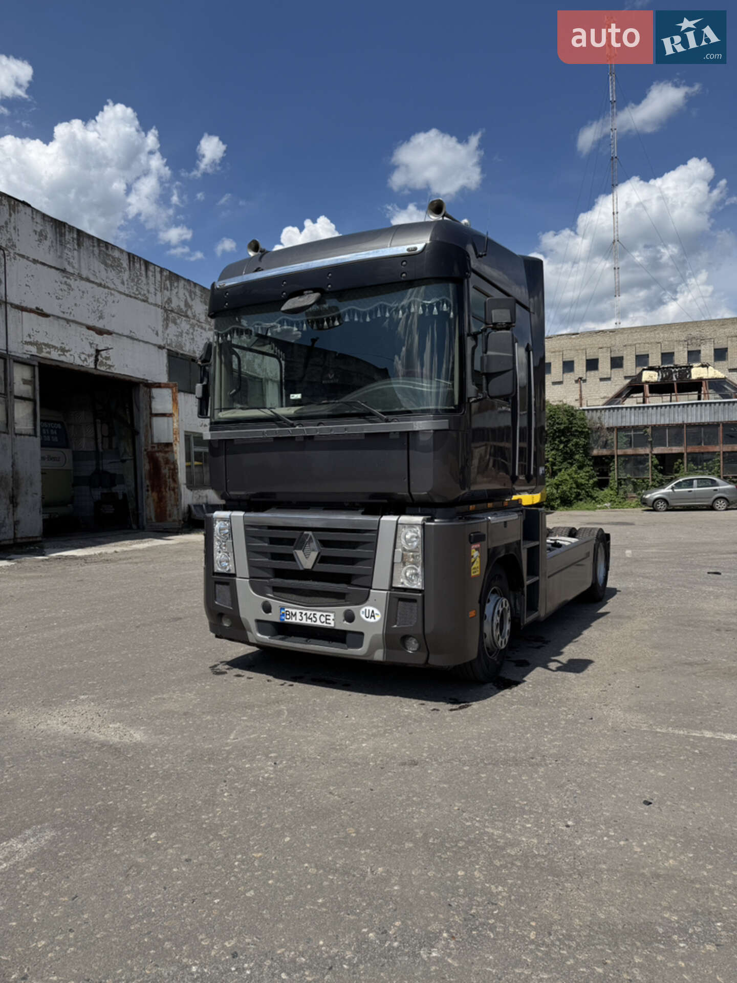 RENAULT MAGNUM 2010
