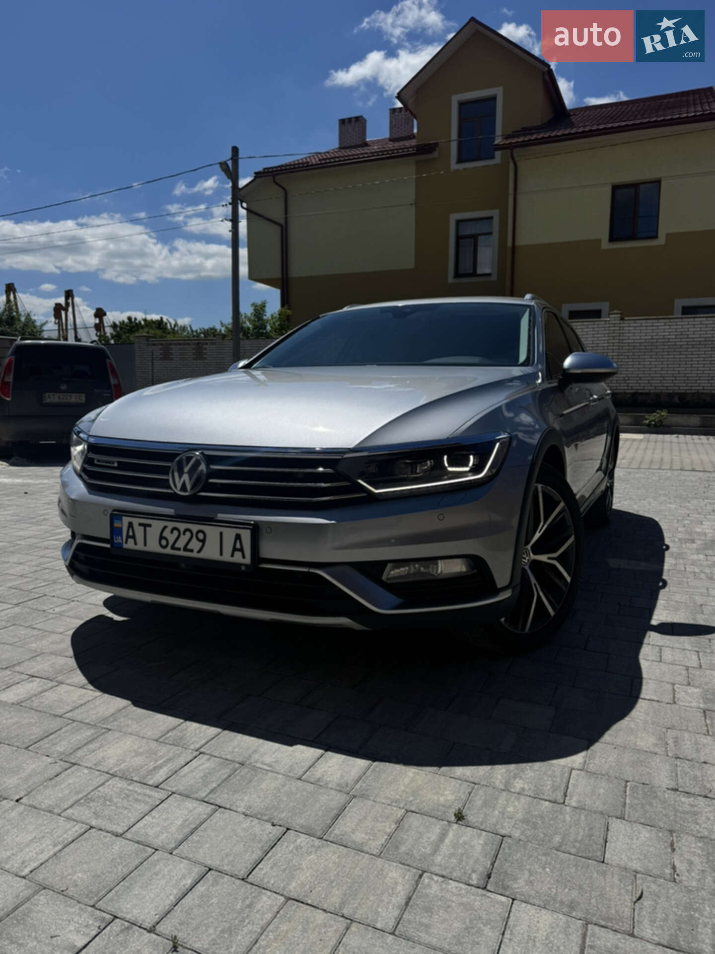 VOLKSWAGEN PASSAT 2018