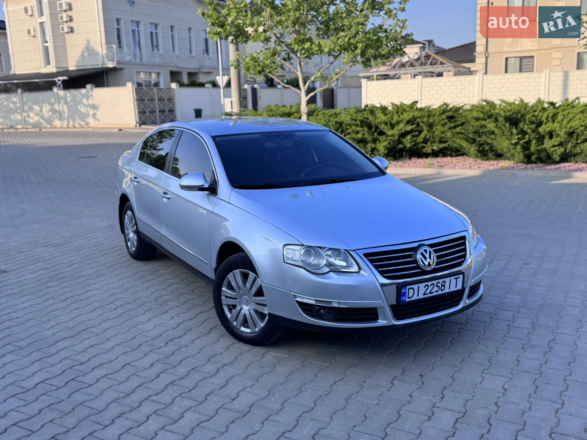 VOLKSWAGEN PASSAT 2008