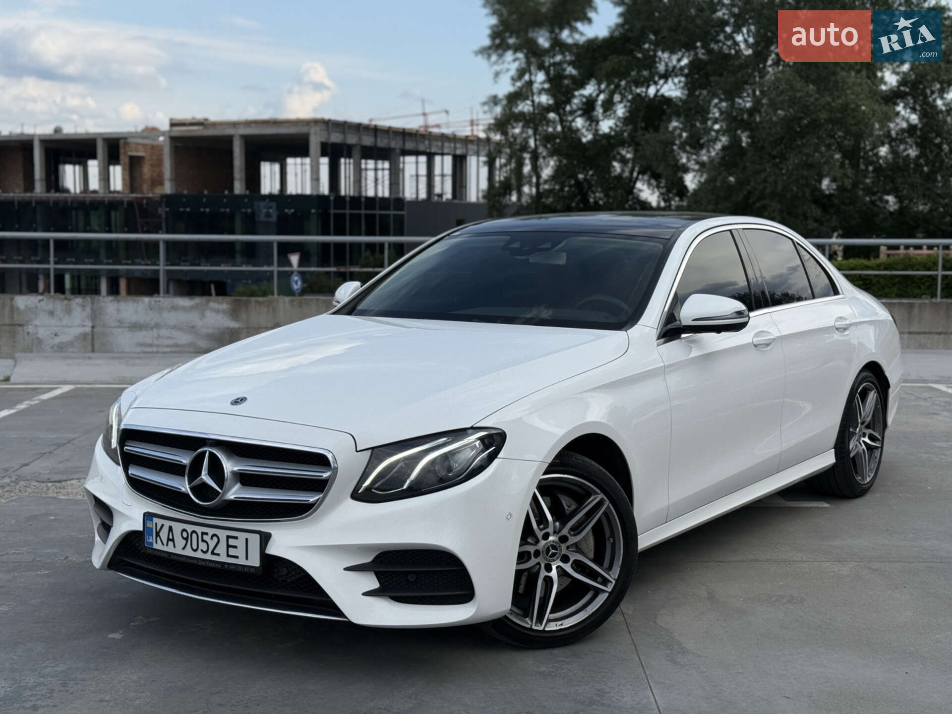 MERCEDES-BENZ E 180 2018