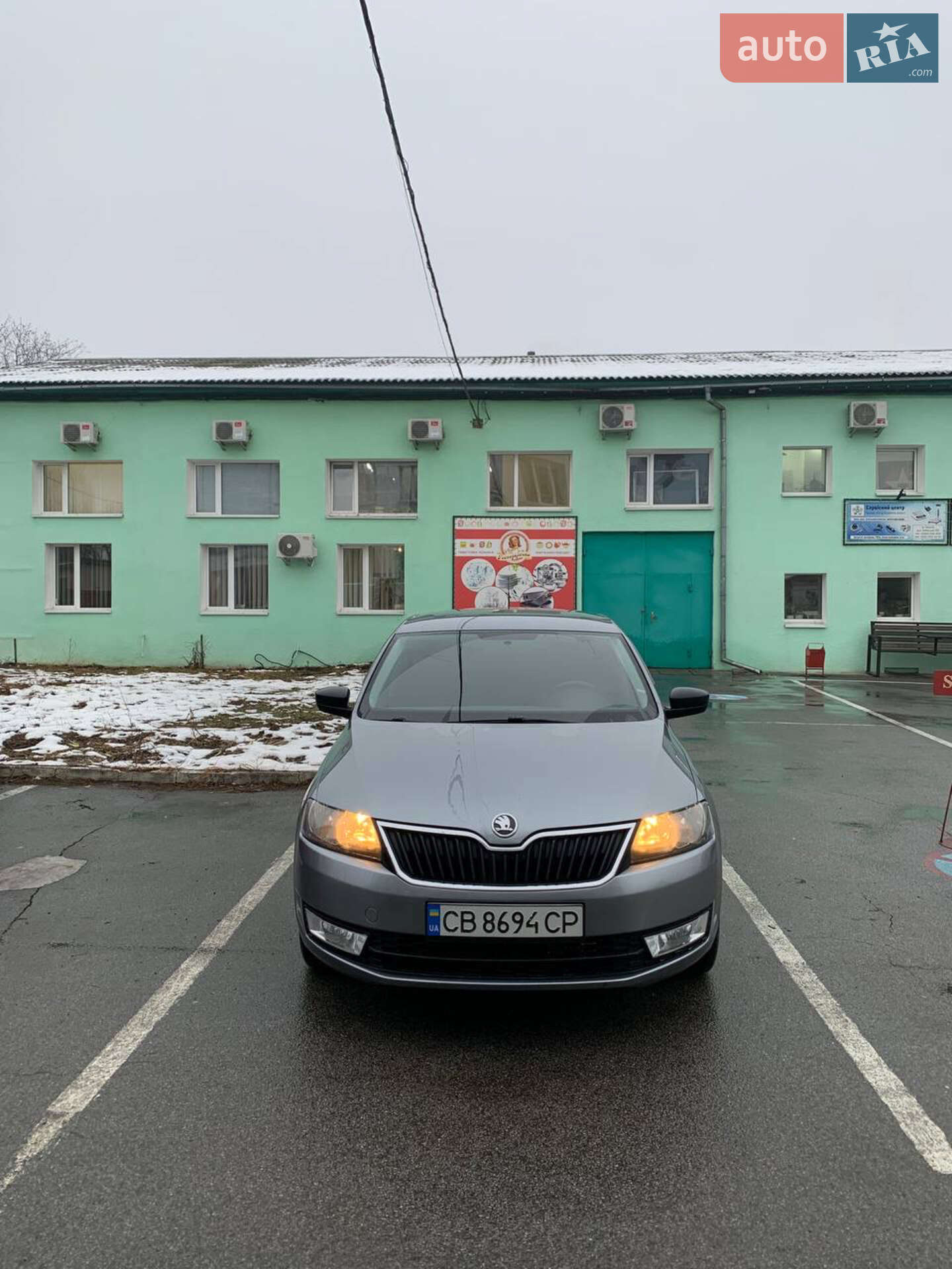 Головне фото звіту автомобіля SKODA RAPID 2013