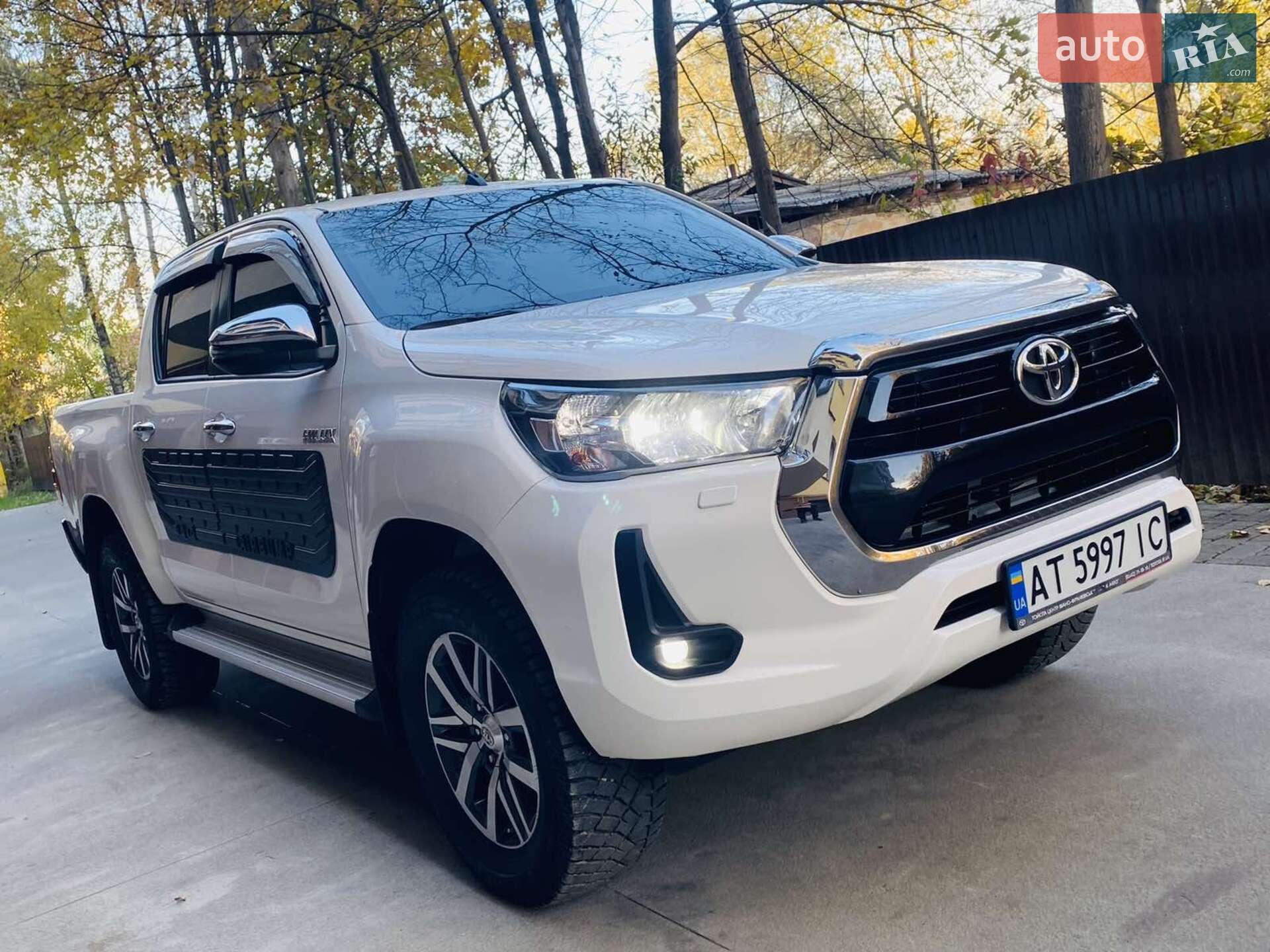 TOYOTA HILUX 2021