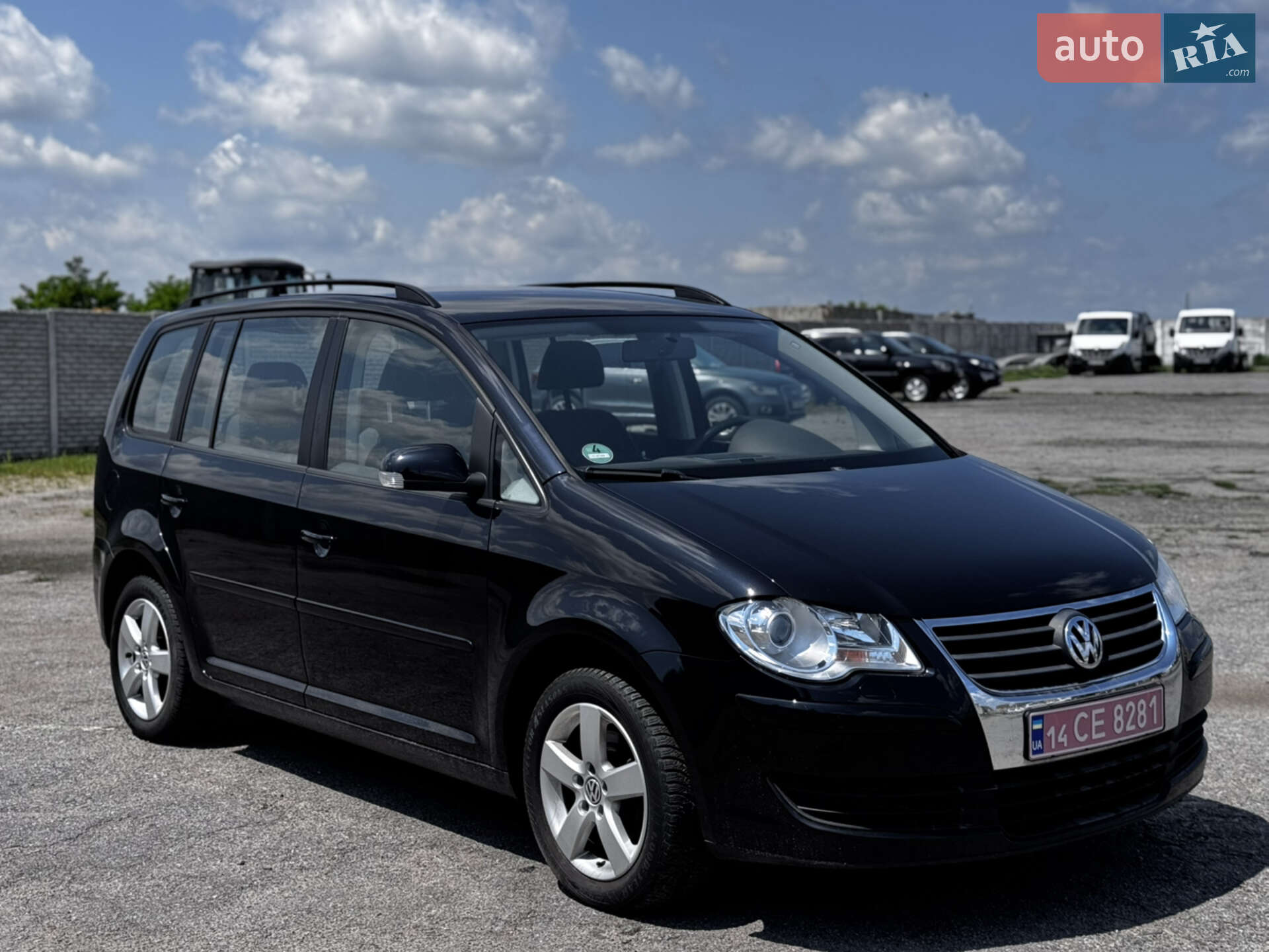 VOLKSWAGEN TOURAN 2008