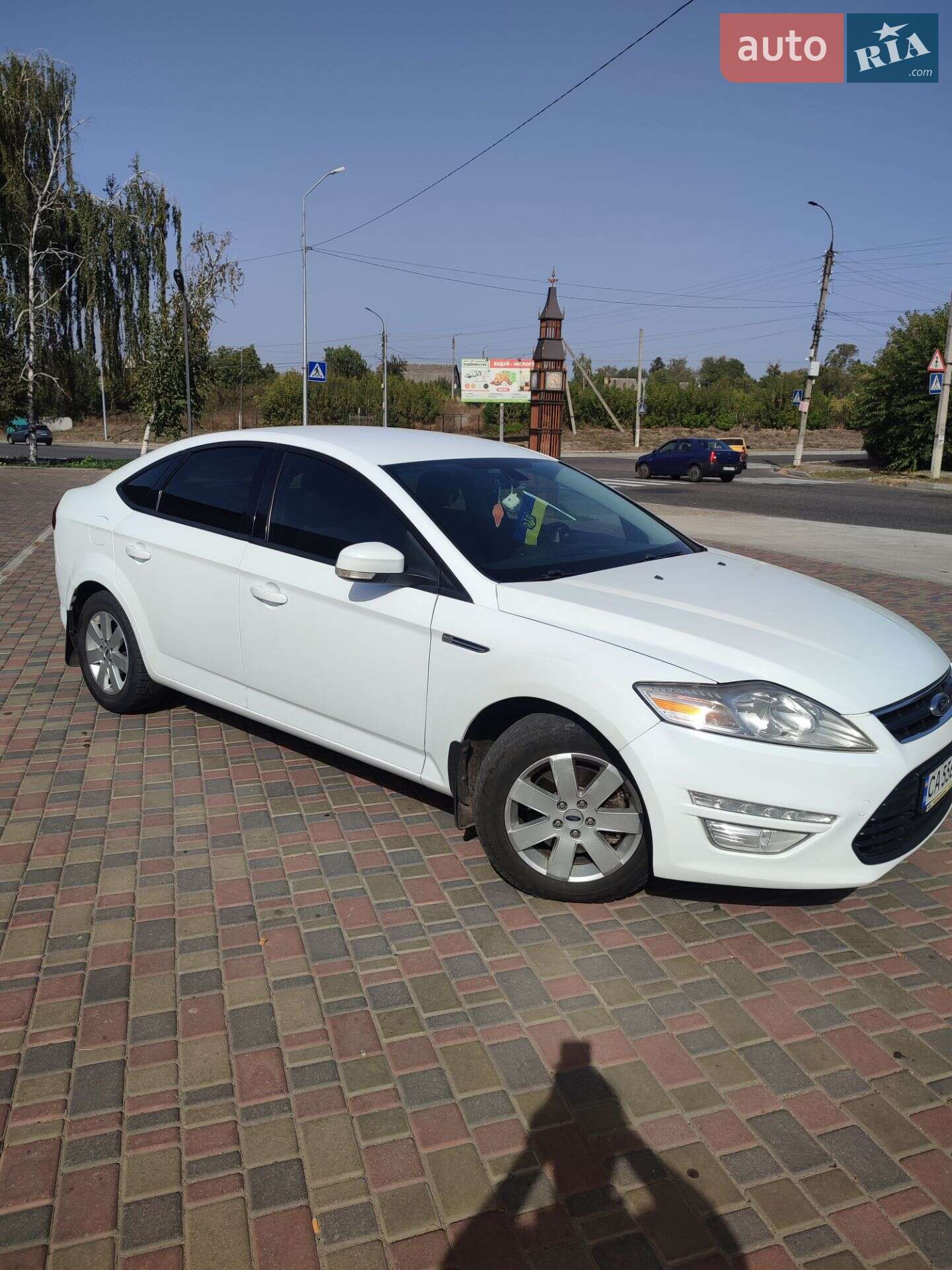 FORD MONDEO