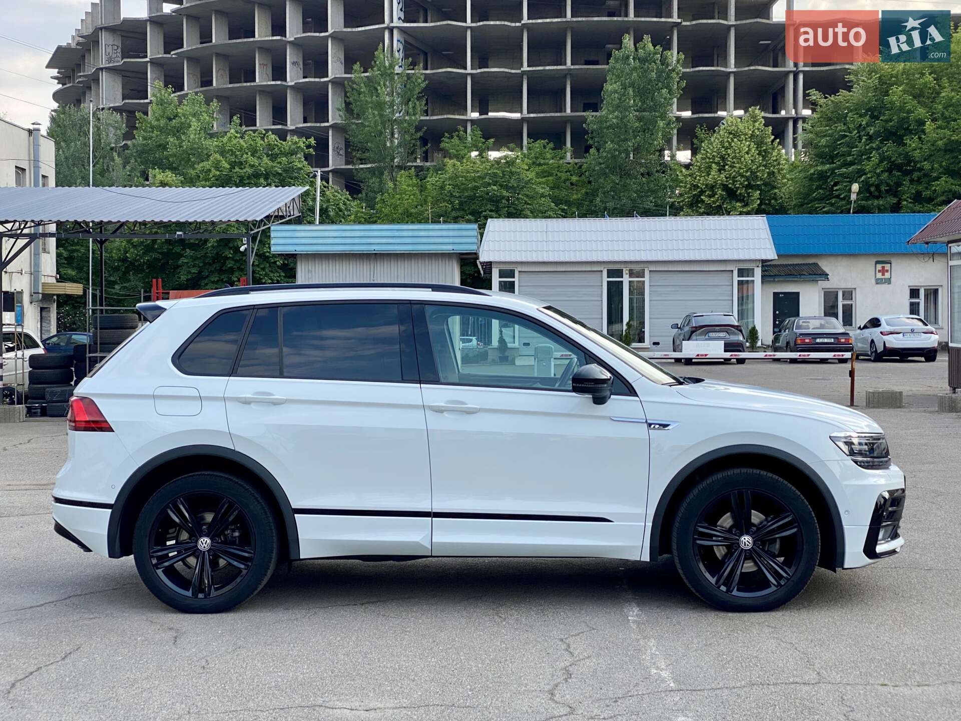 VOLKSWAGEN TIGUAN 2020