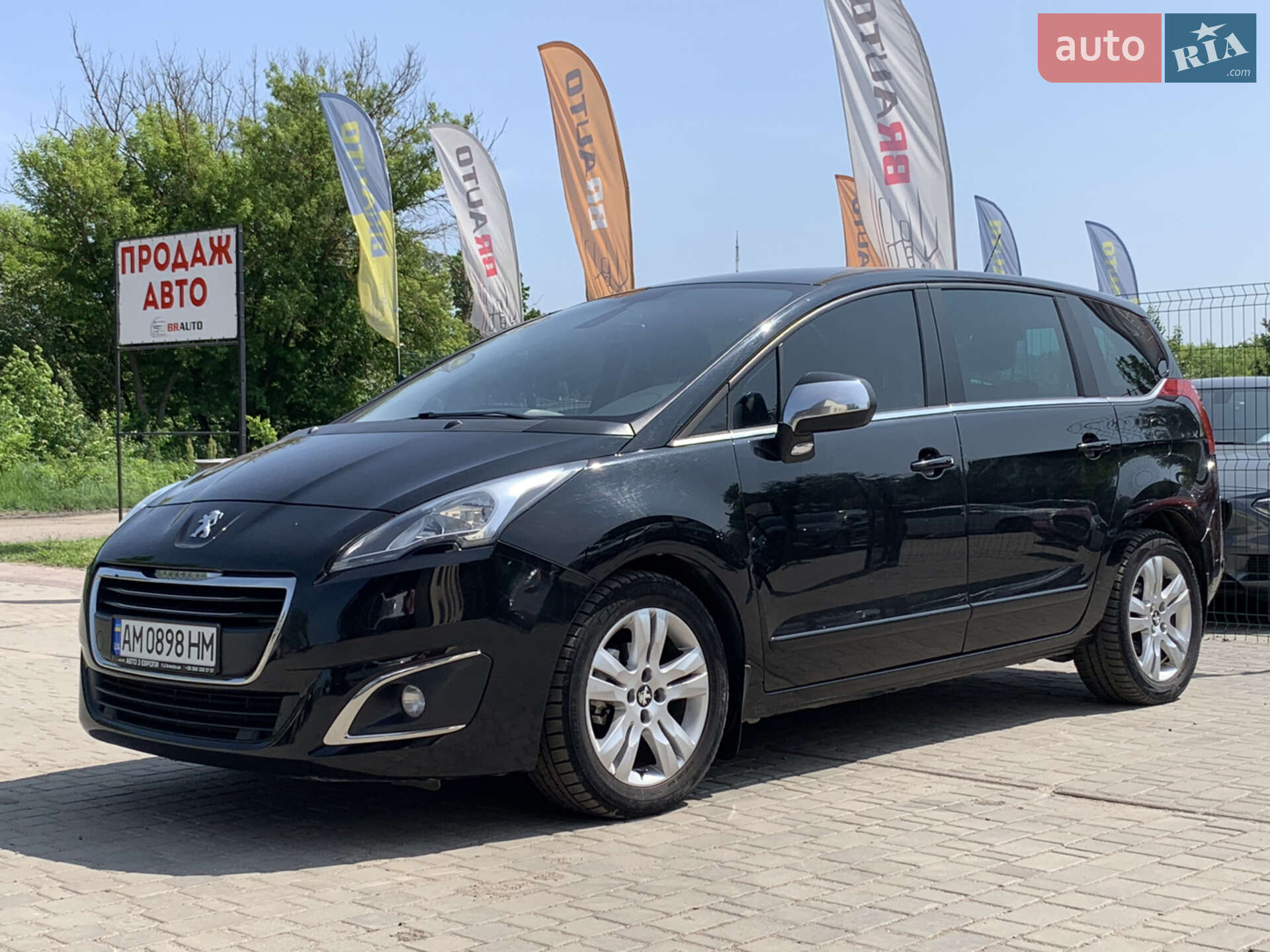 PEUGEOT 5008 2014