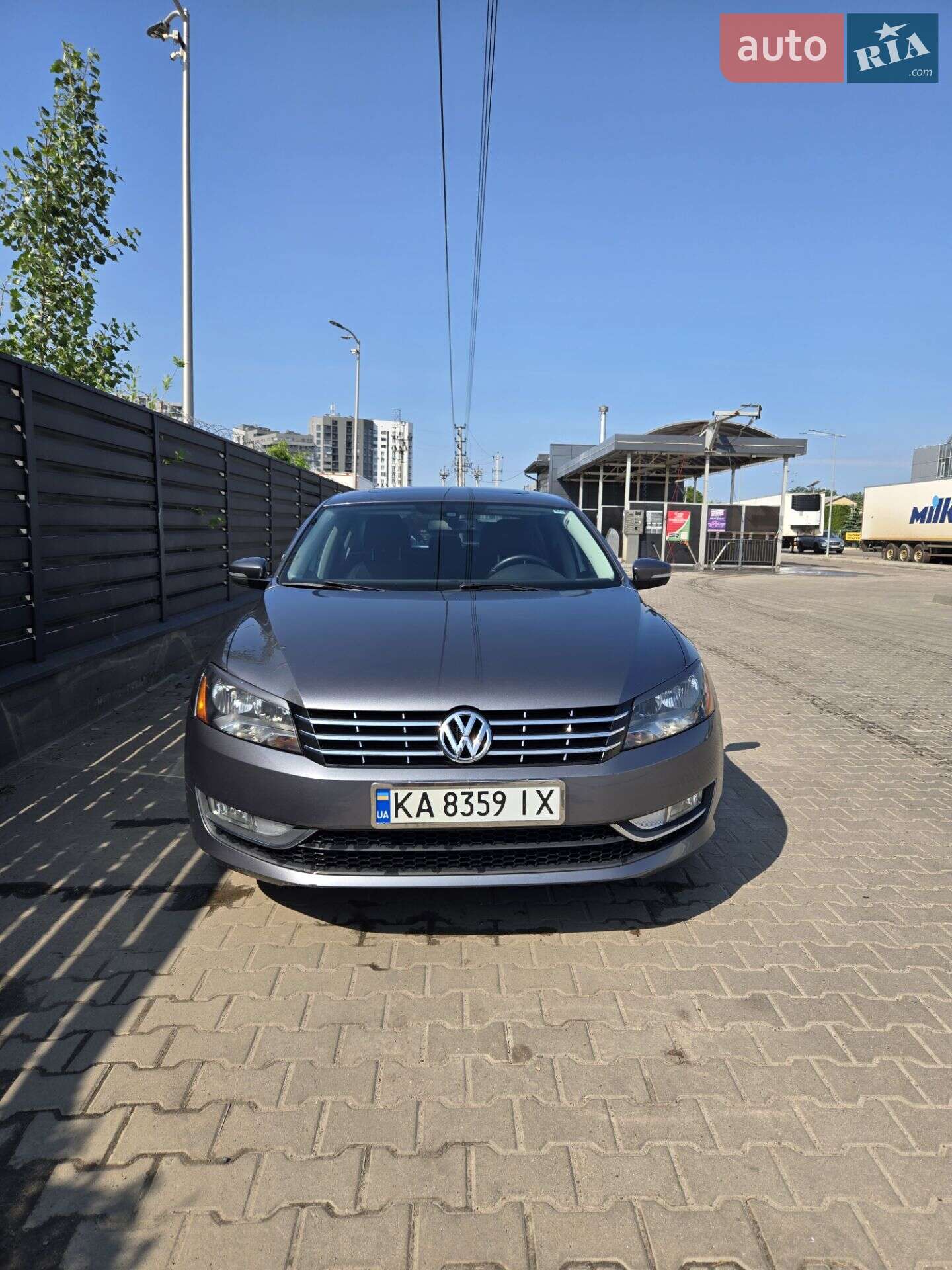 VOLKSWAGEN PASSAT 2014