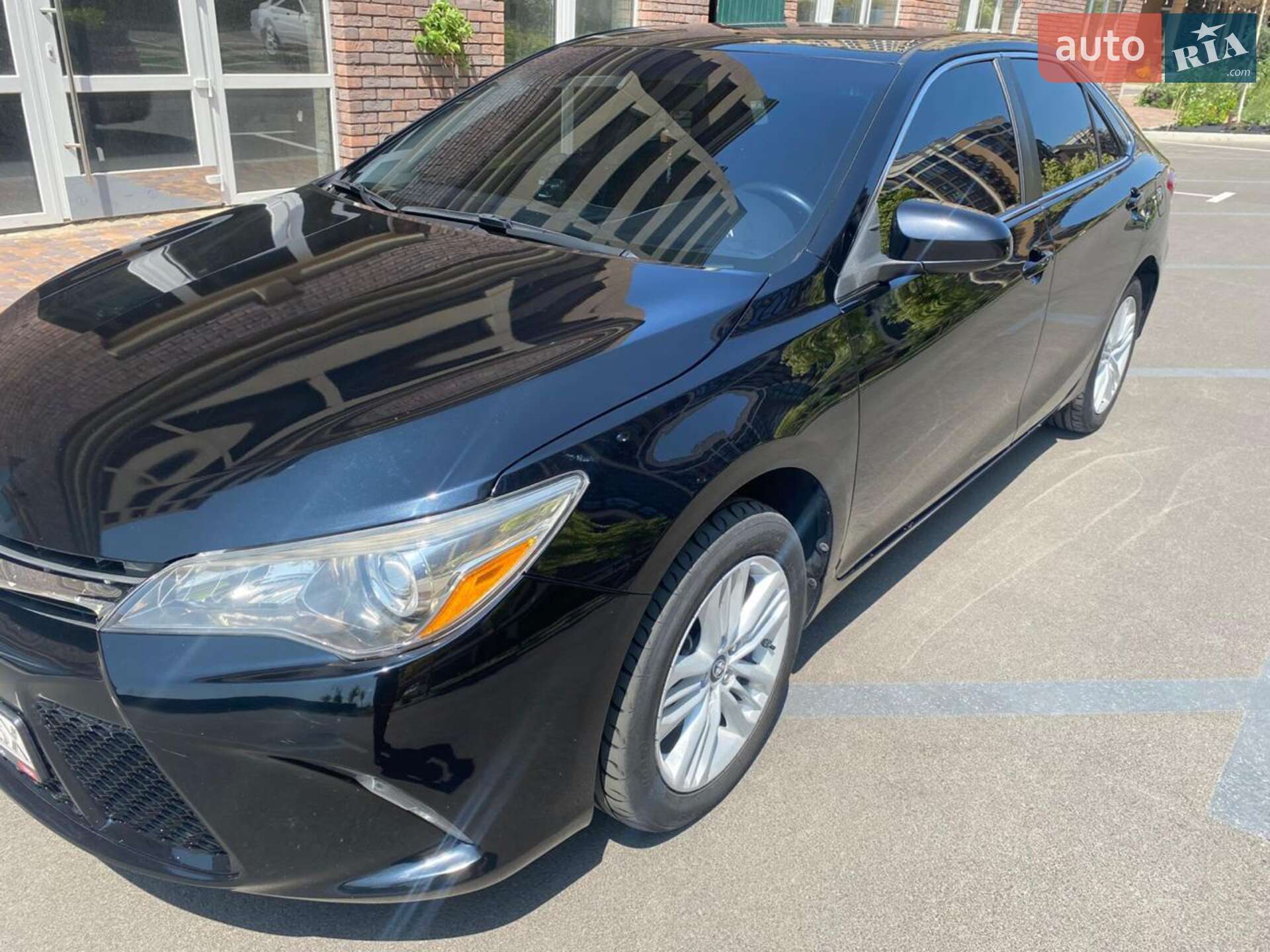 TOYOTA CAMRY 2015