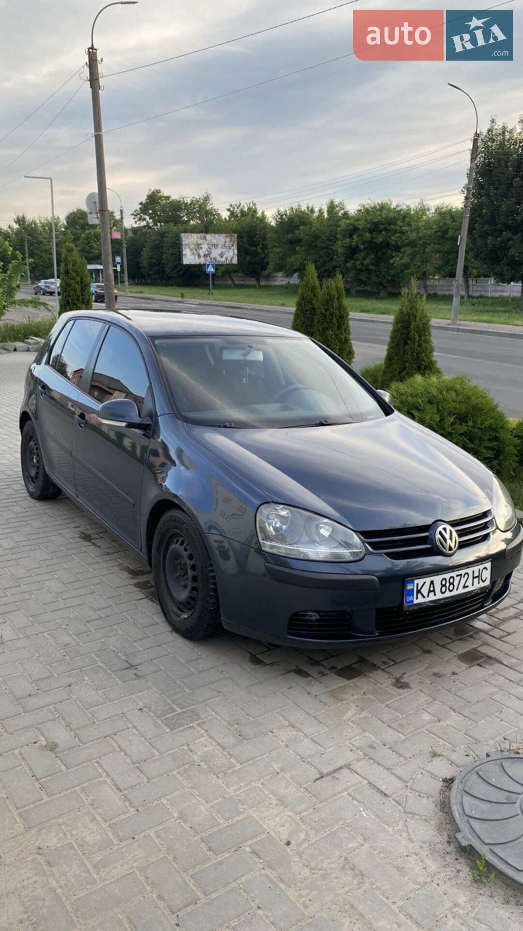 VOLKSWAGEN GOLF 2004