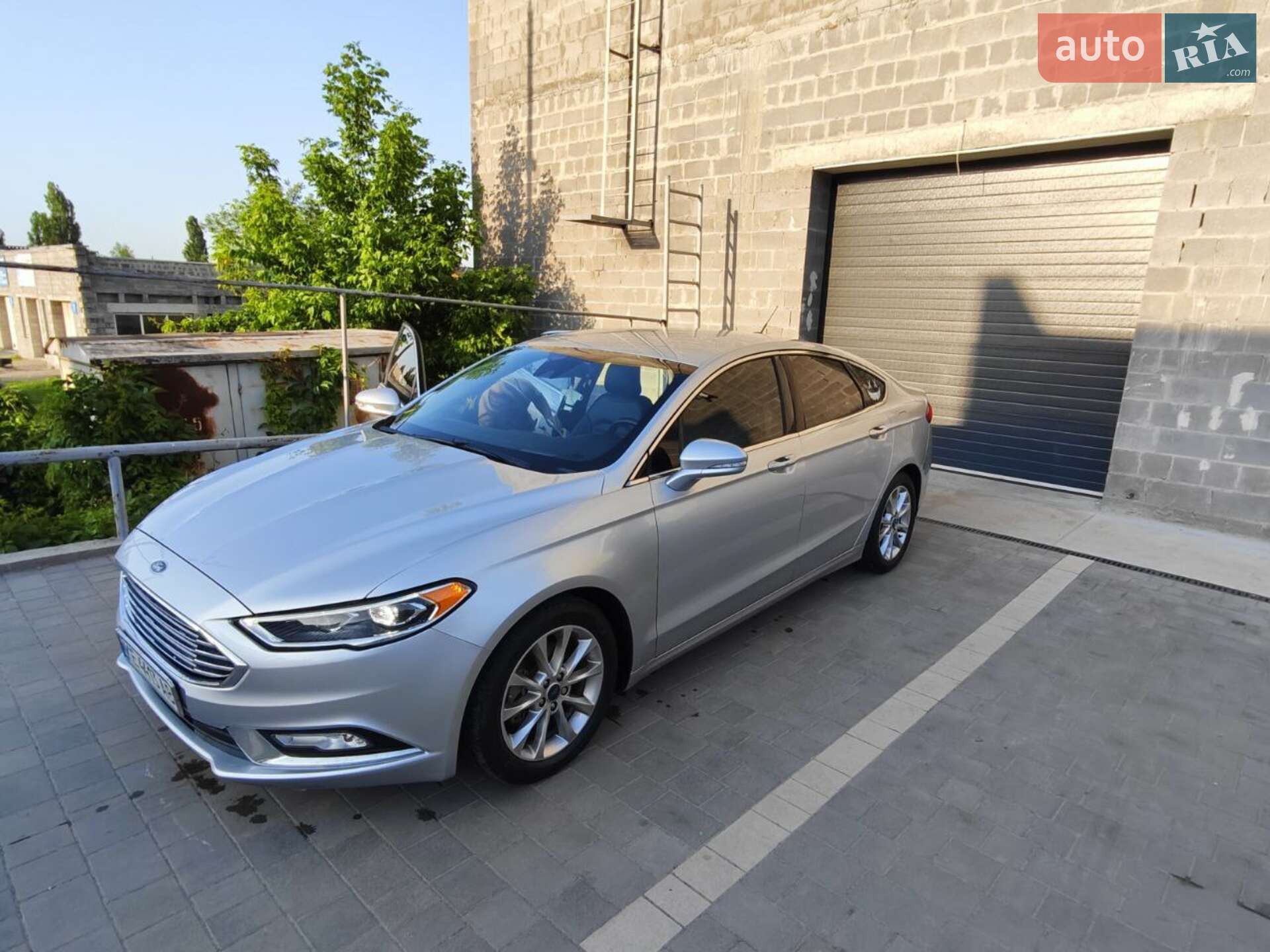 Головне фото звіту автомобіля FORD FUSION 2016