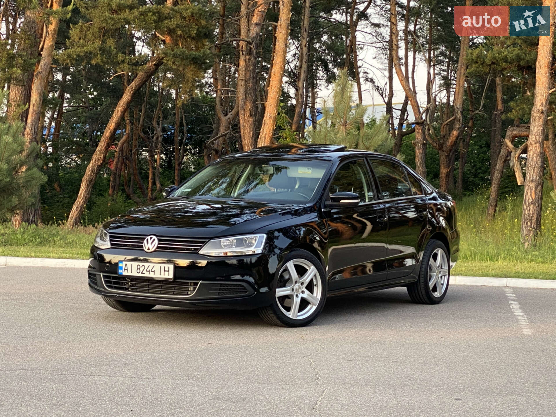 VOLKSWAGEN JETTA 2011