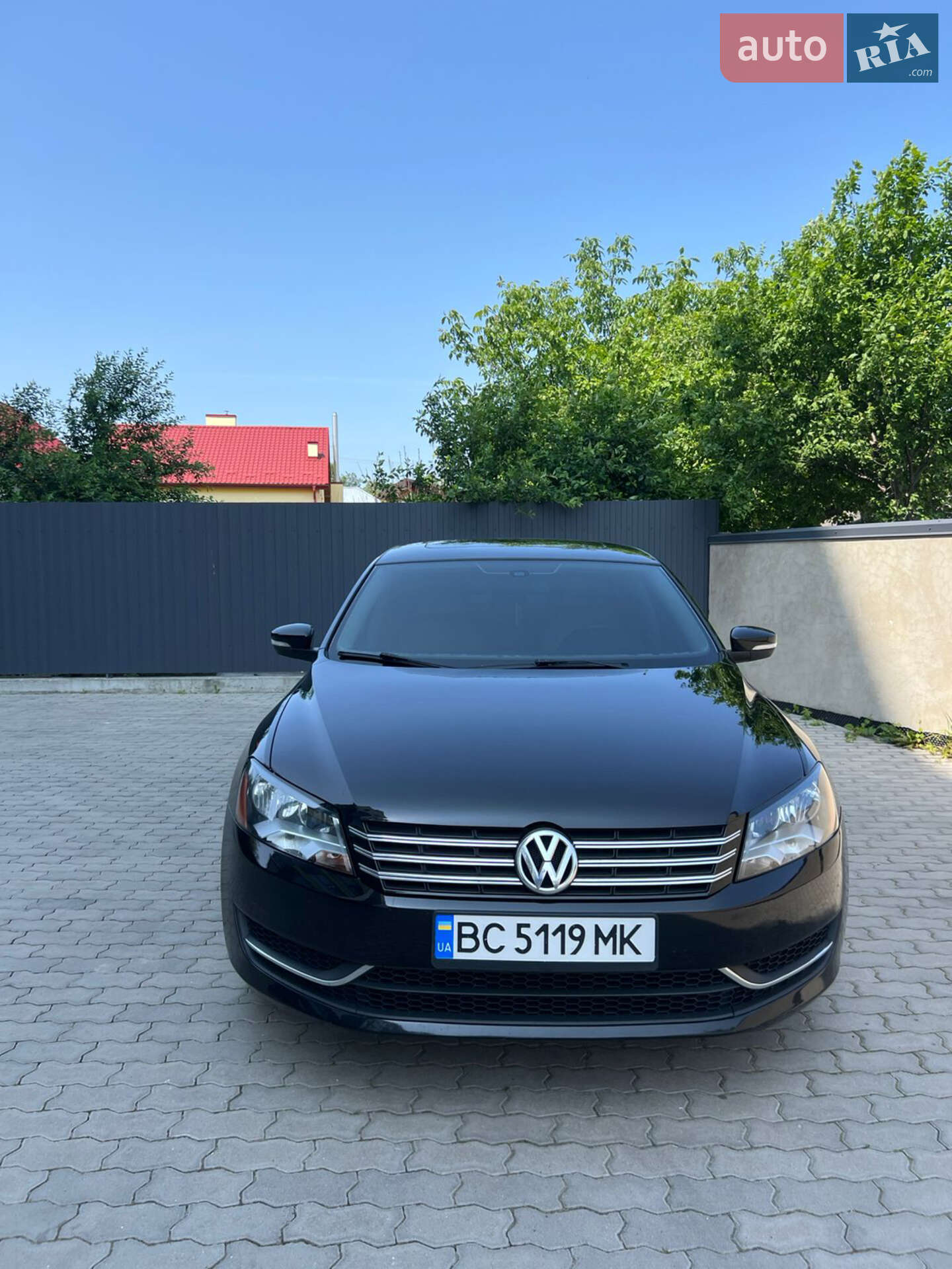 VOLKSWAGEN PASSAT 2012