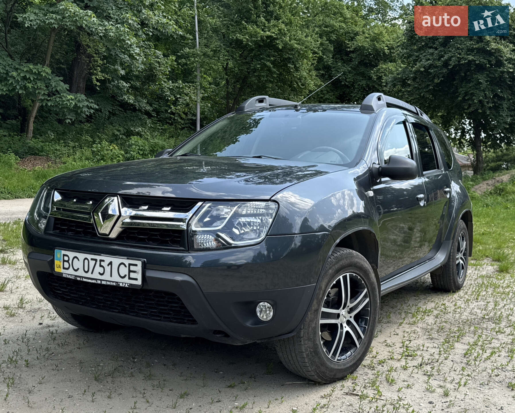 RENAULT DUSTER 2016