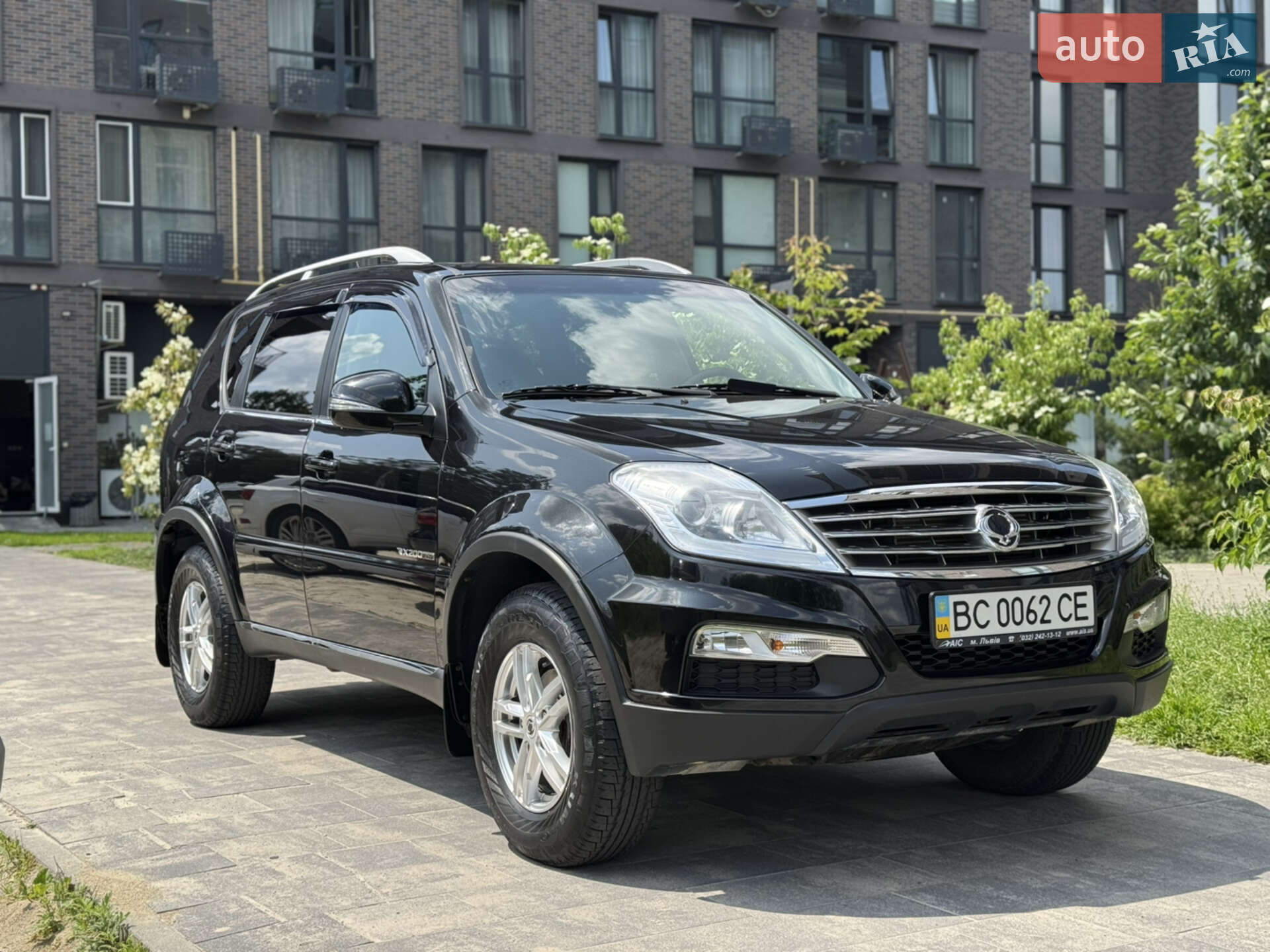 SSANG YONG REXTON 2014