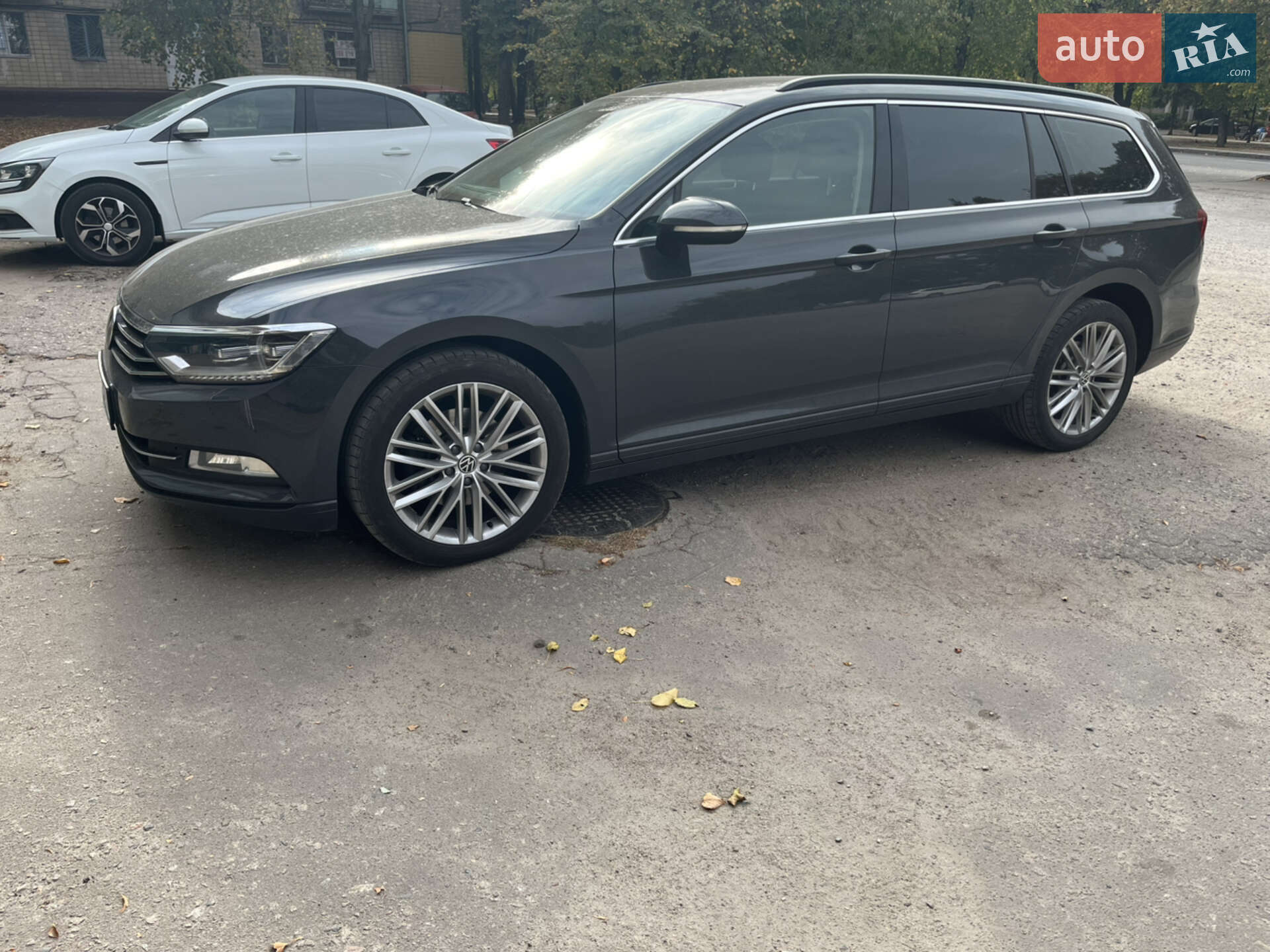 VOLKSWAGEN PASSAT 2017