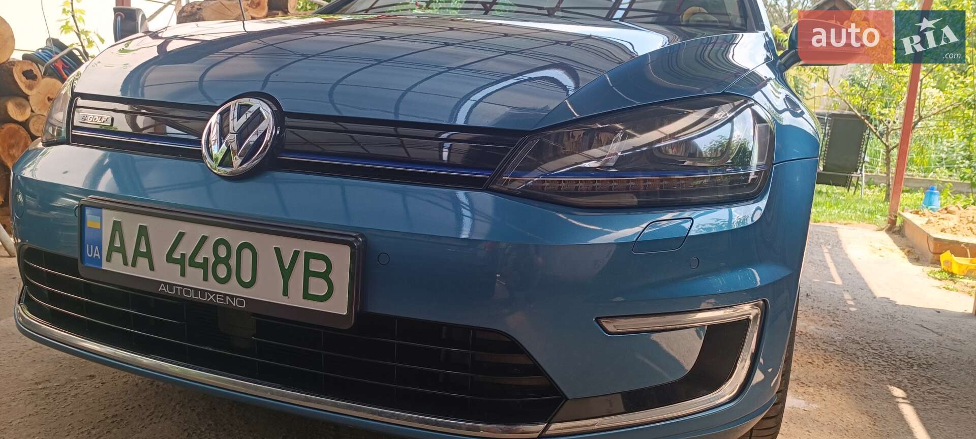 VOLKSWAGEN E-GOLF 2016