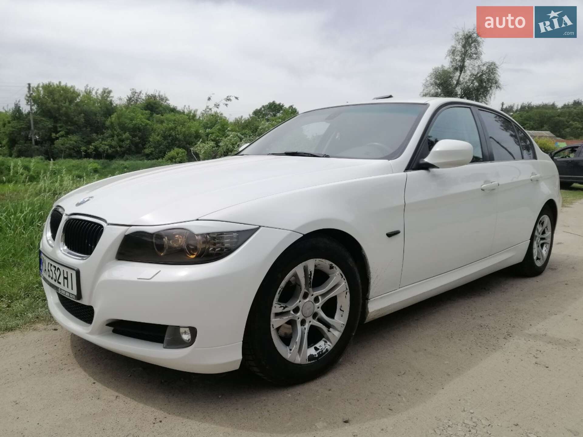 BMW 318I 2011