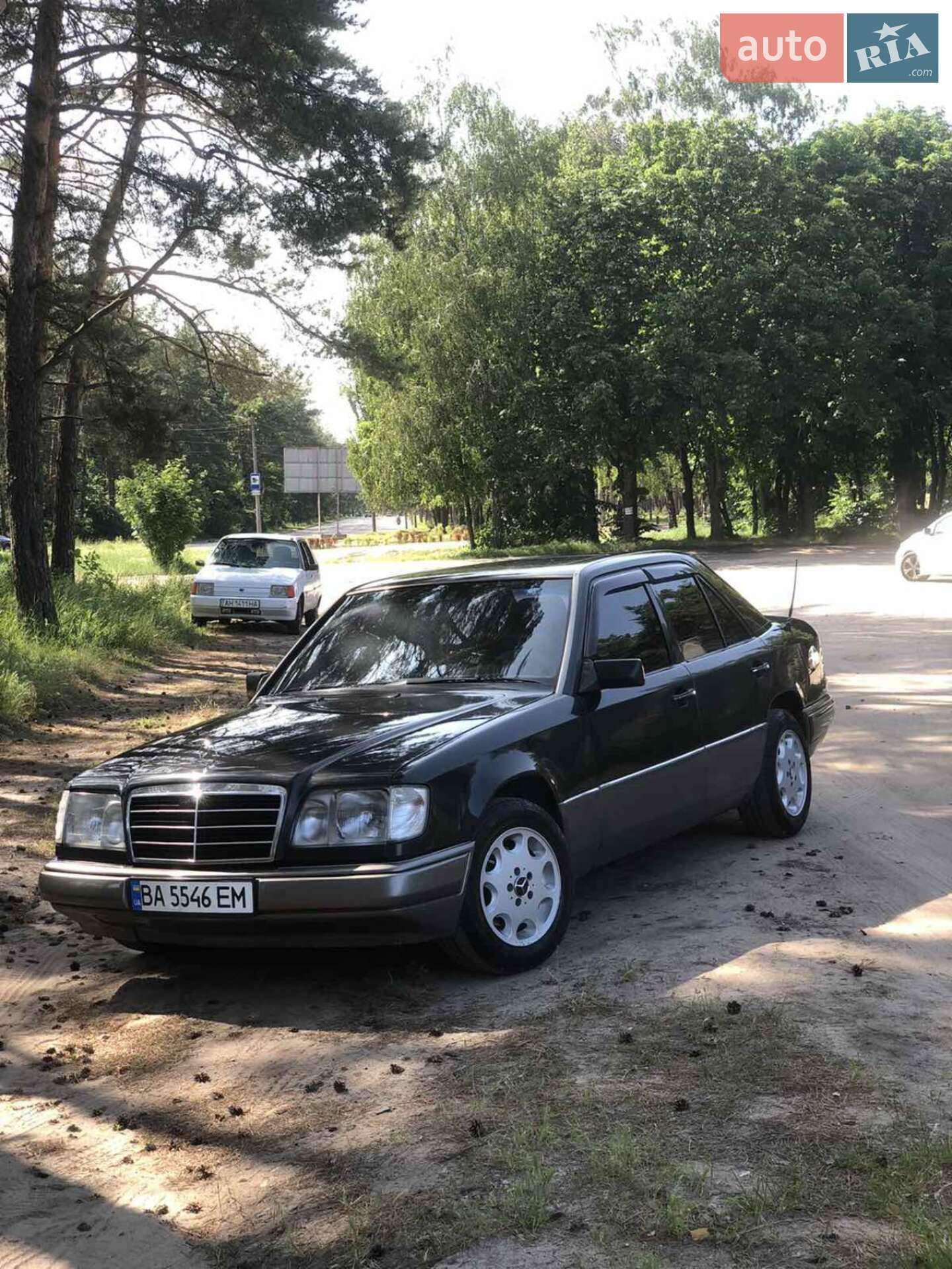 MERCEDES-BENZ E 200 1995