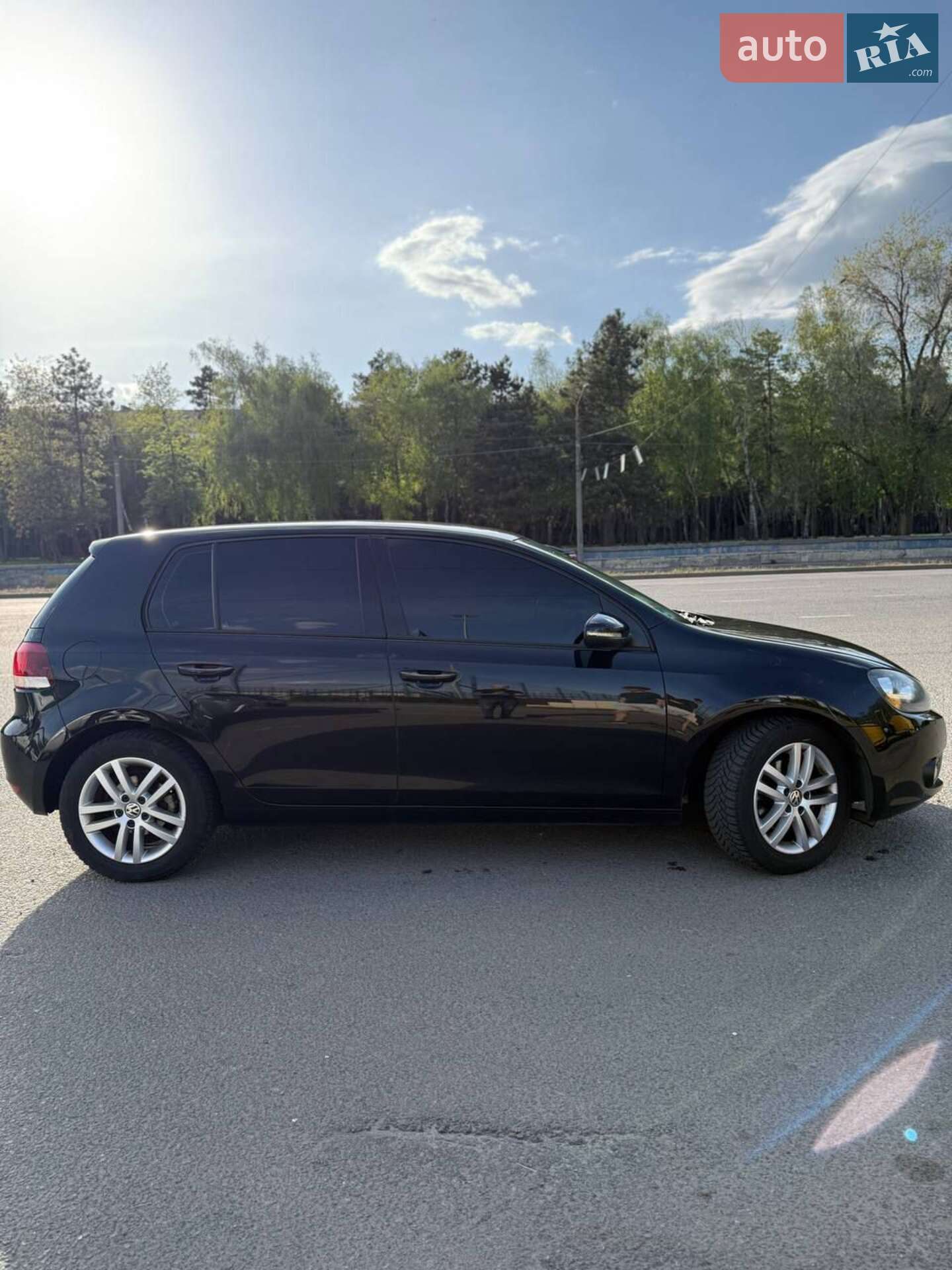 VOLKSWAGEN GOLF 2010