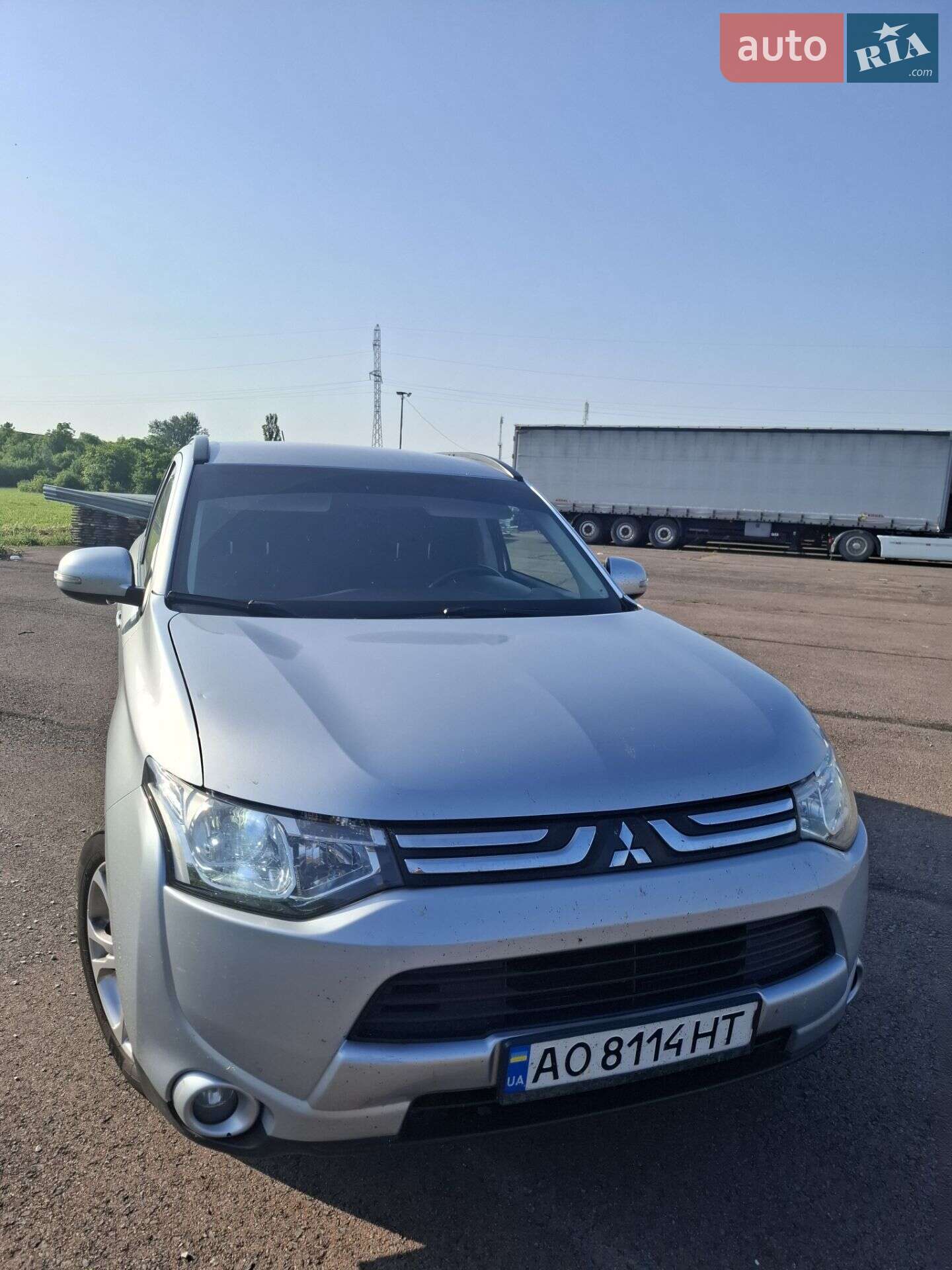 Головне фото звіту автомобіля MITSUBISHI OUTLANDER 2013