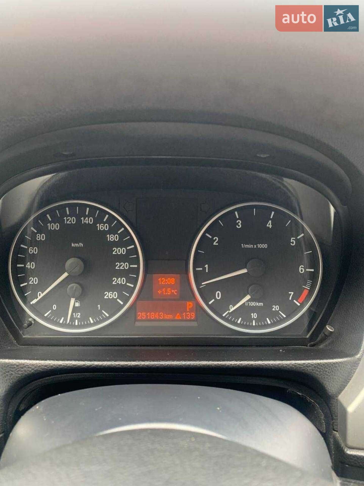 Головне фото звіту автомобіля BMW 318I 2007
