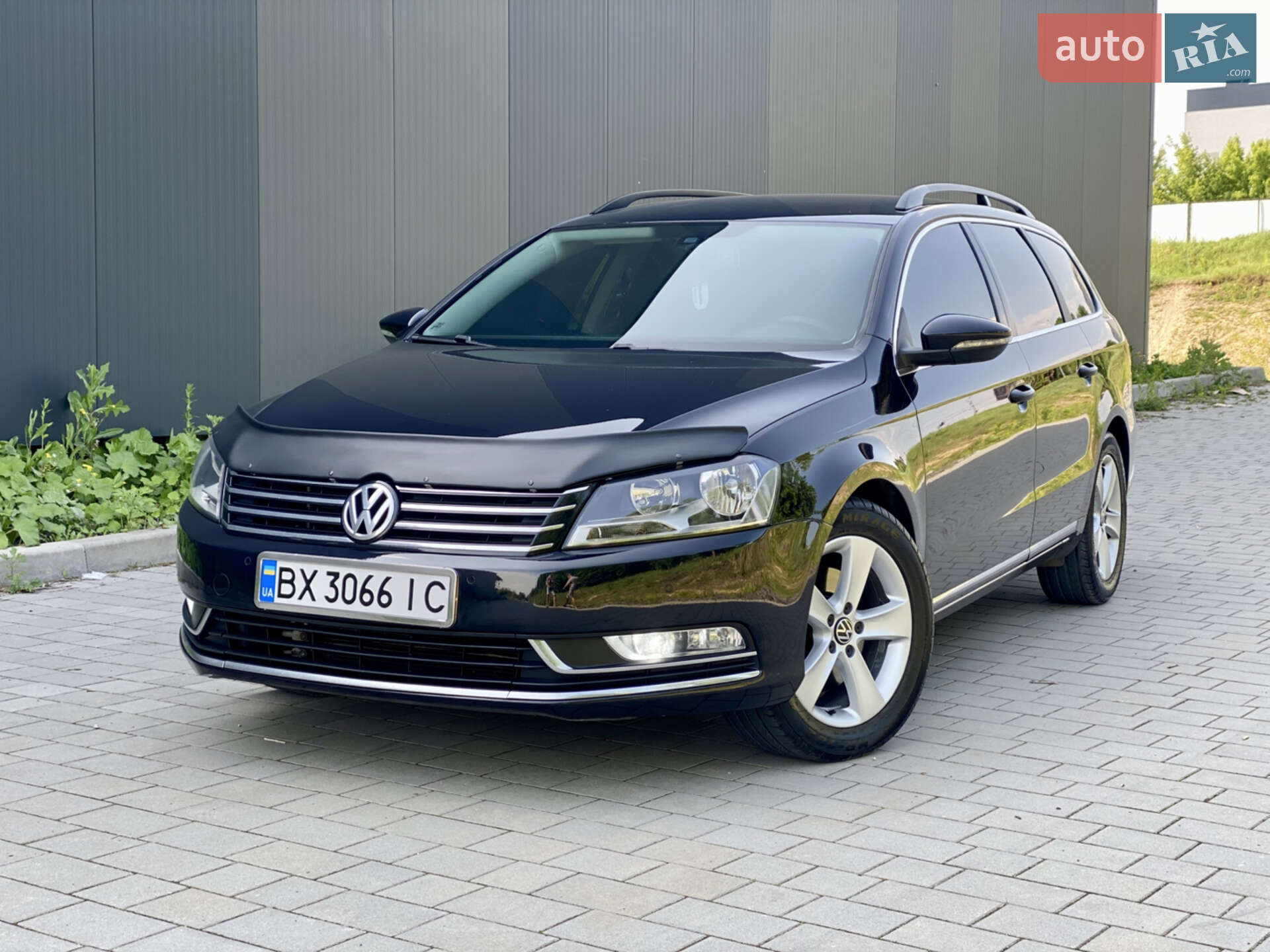 VOLKSWAGEN PASSAT 2012