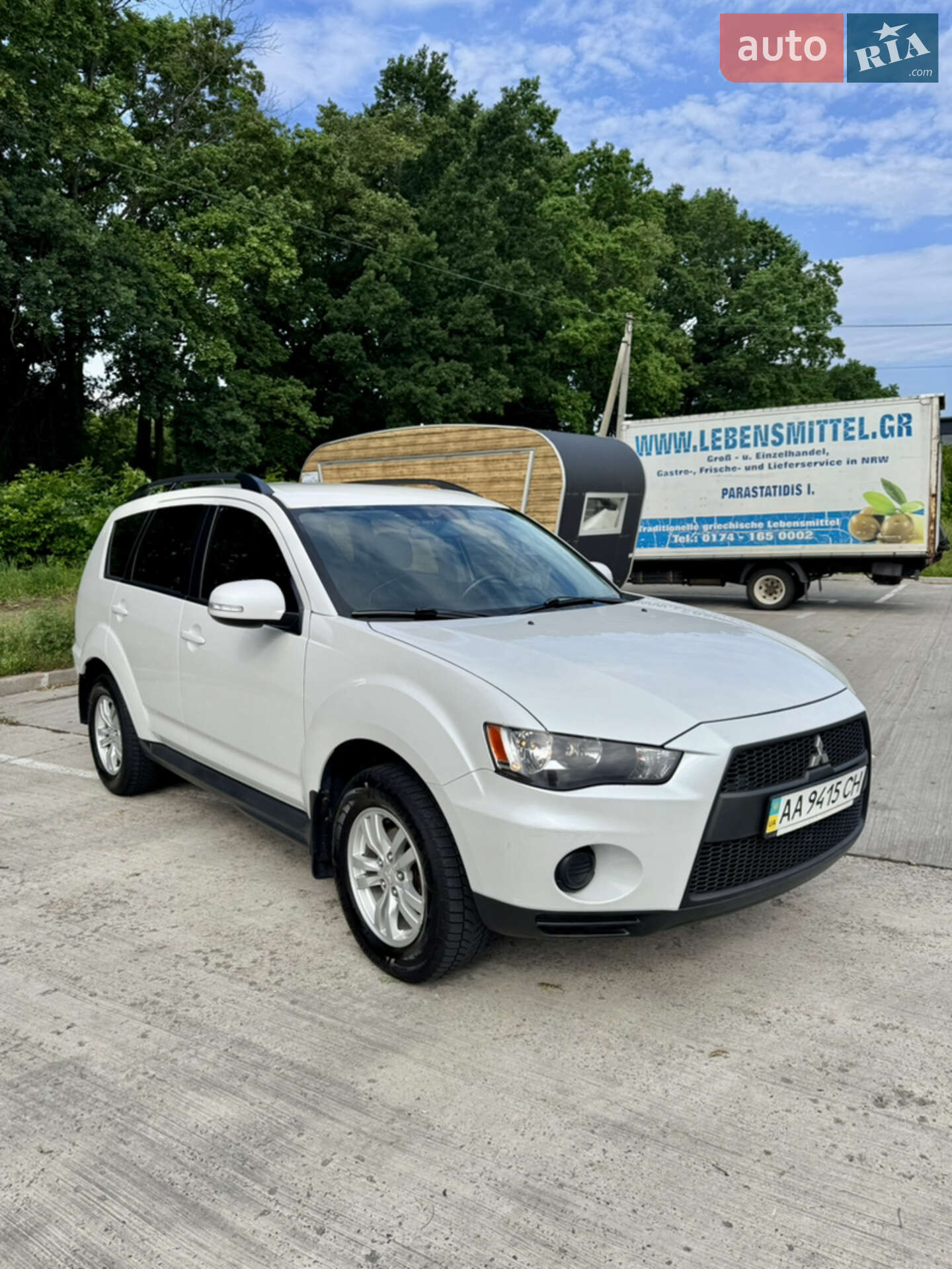 MITSUBISHI OUTLANDER 2011
