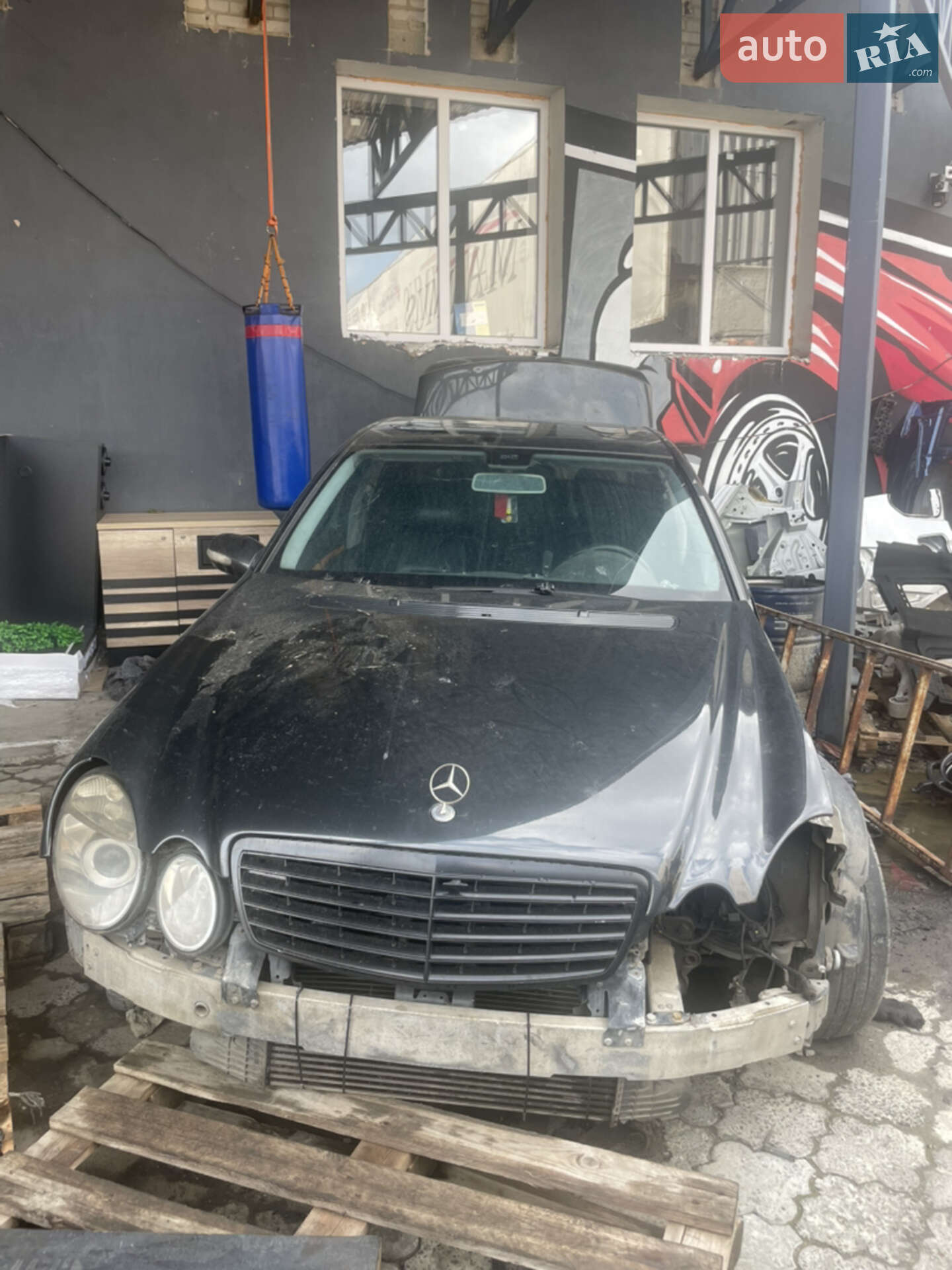 MERCEDES-BENZ E 270 CDI 2003
