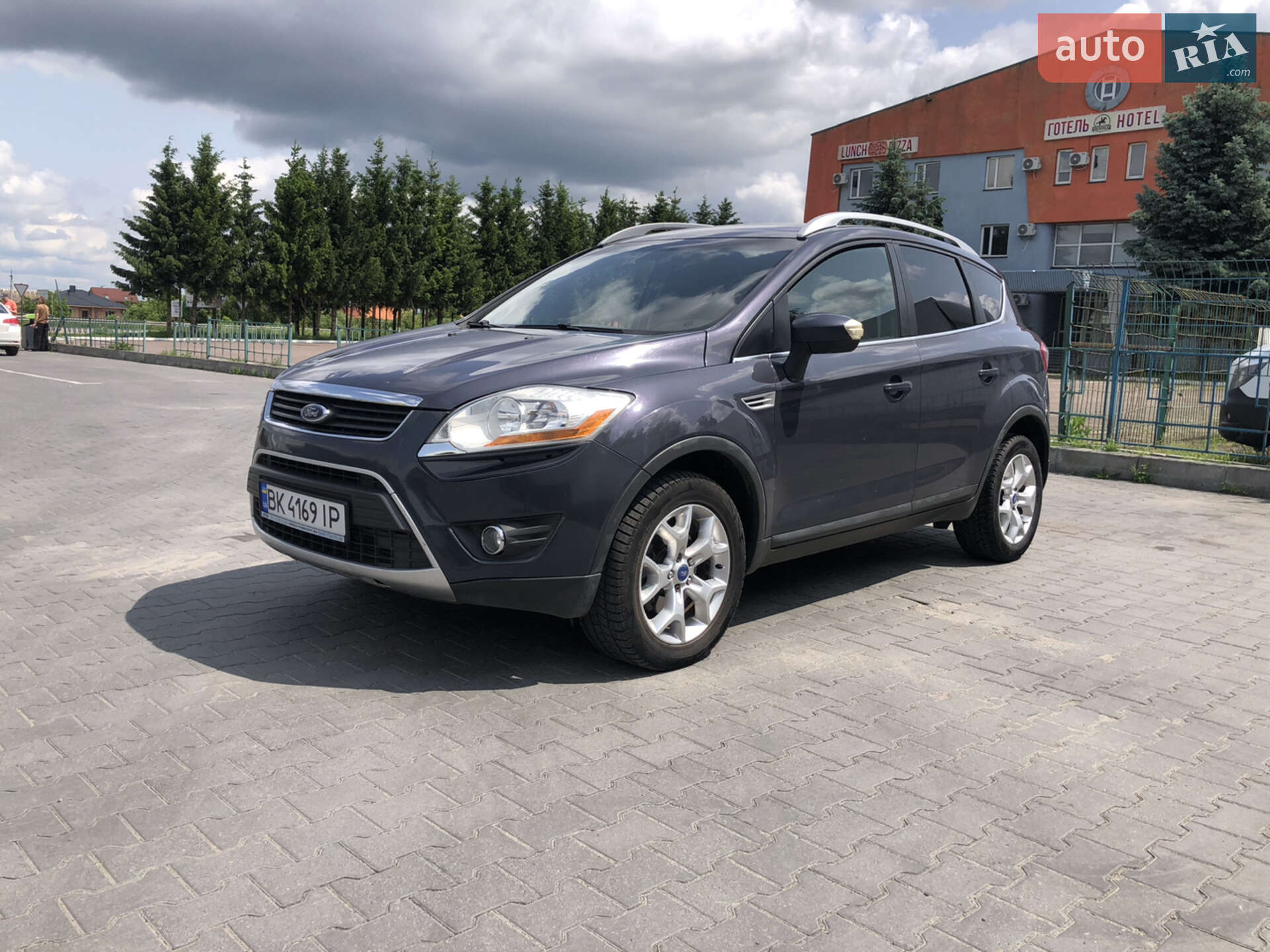 Головне фото звіту автомобіля FORD KUGA 2011