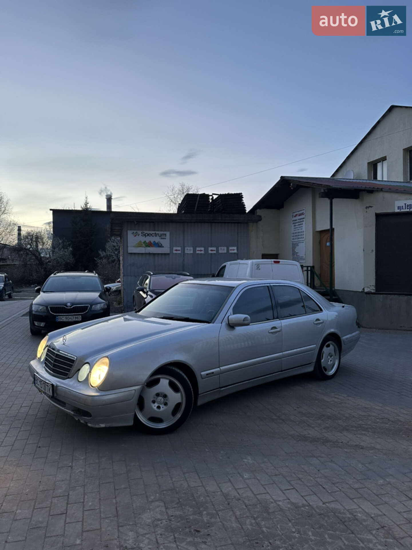 Mercedes-Benz E-Class 2000