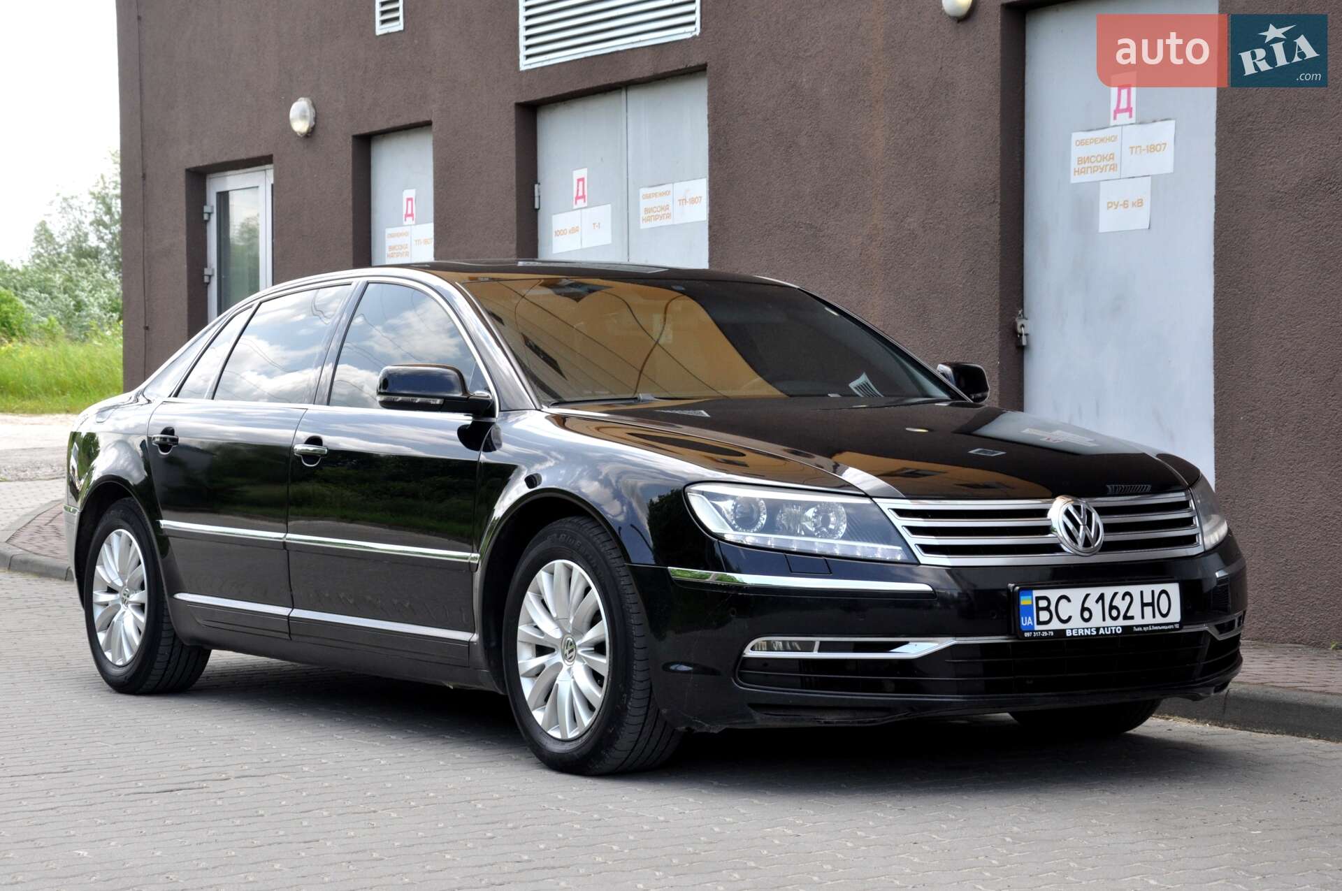 VOLKSWAGEN PHAETON 2013