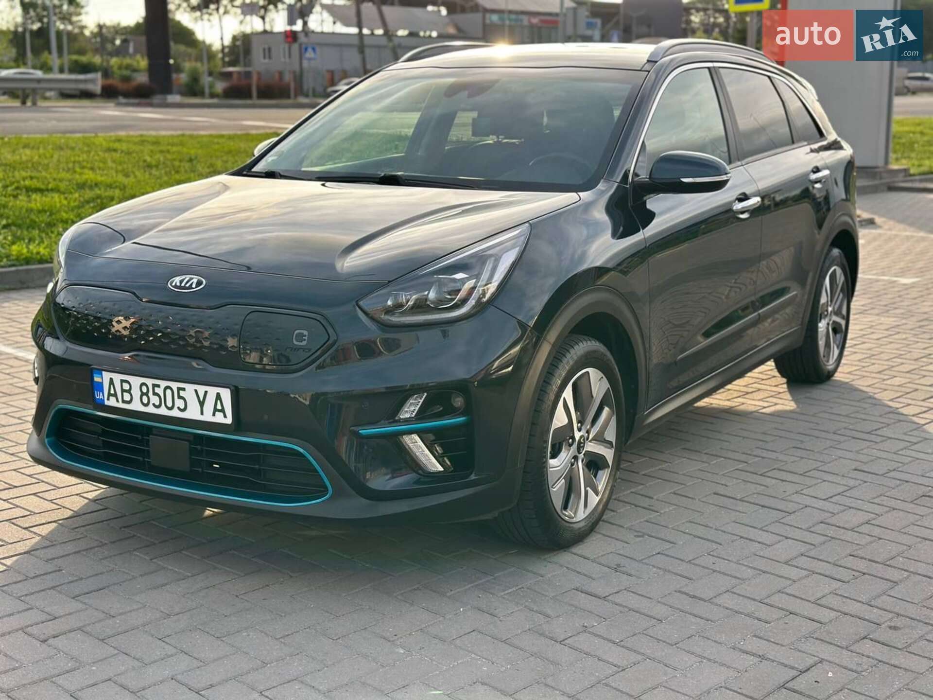 Головне фото звіту автомобіля KIA NIRO 2019