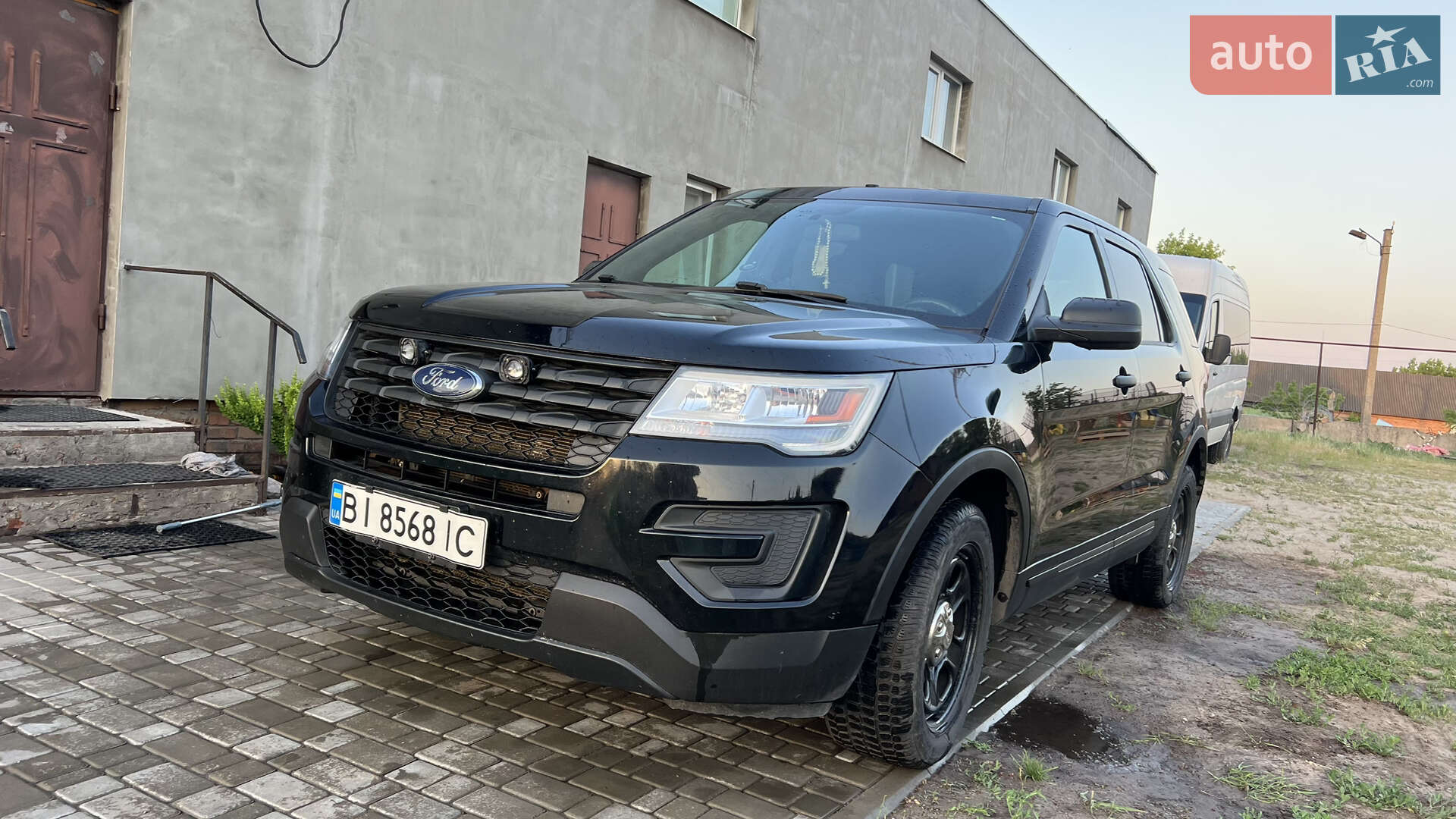 FORD EXPLORER 2018