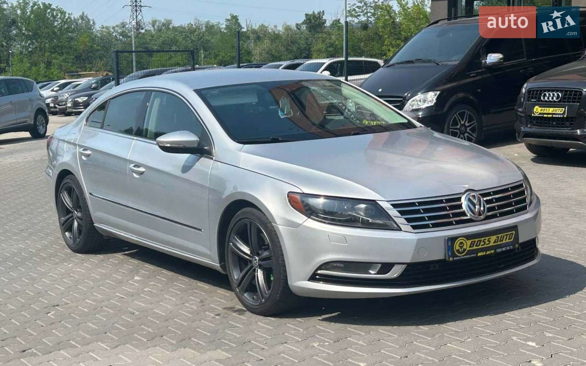 VOLKSWAGEN PASSAT 2012