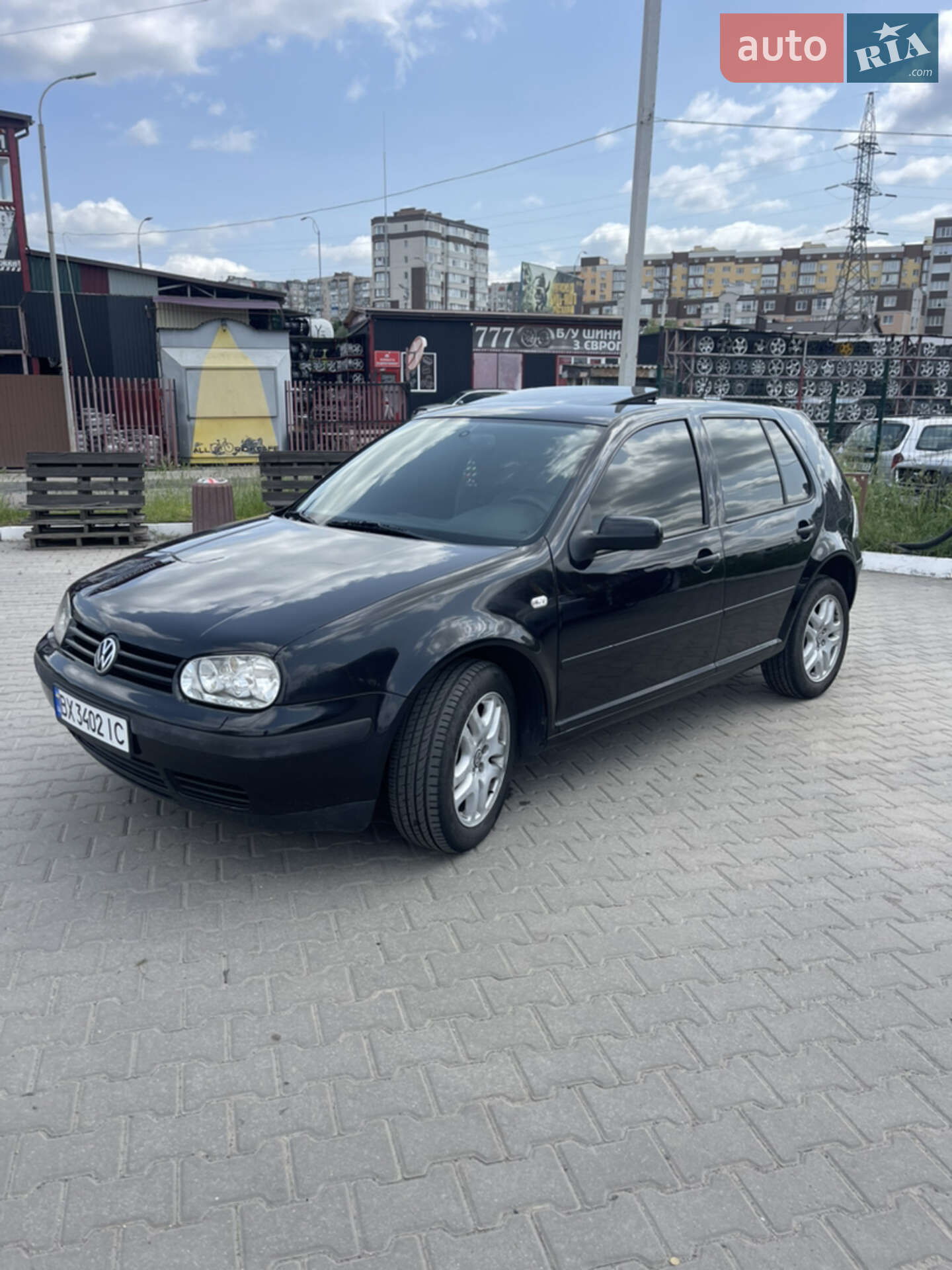 VOLKSWAGEN GOLF 2002
