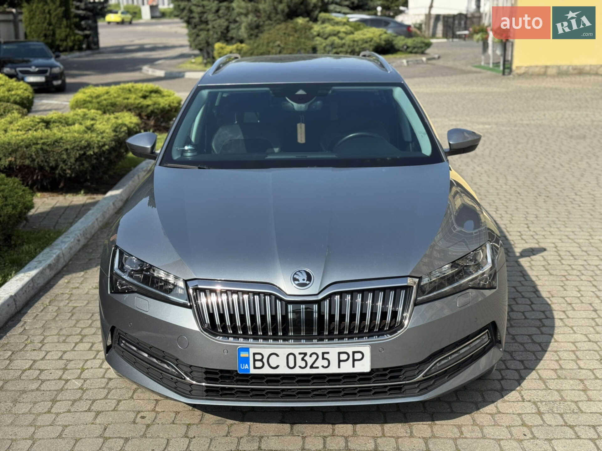 Головне фото звіту автомобіля SKODA SUPERB 2020