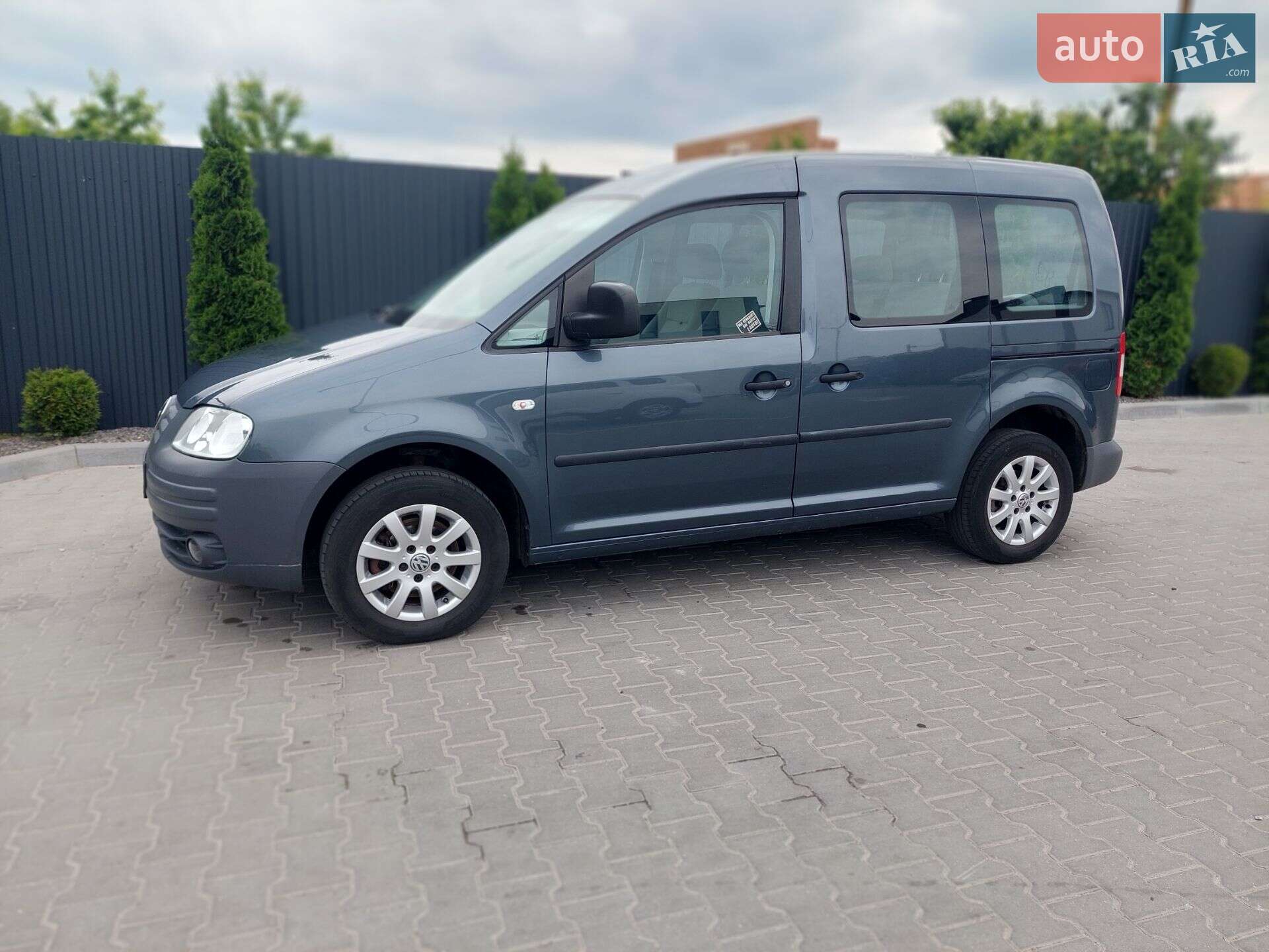 VOLKSWAGEN CADDY 2009