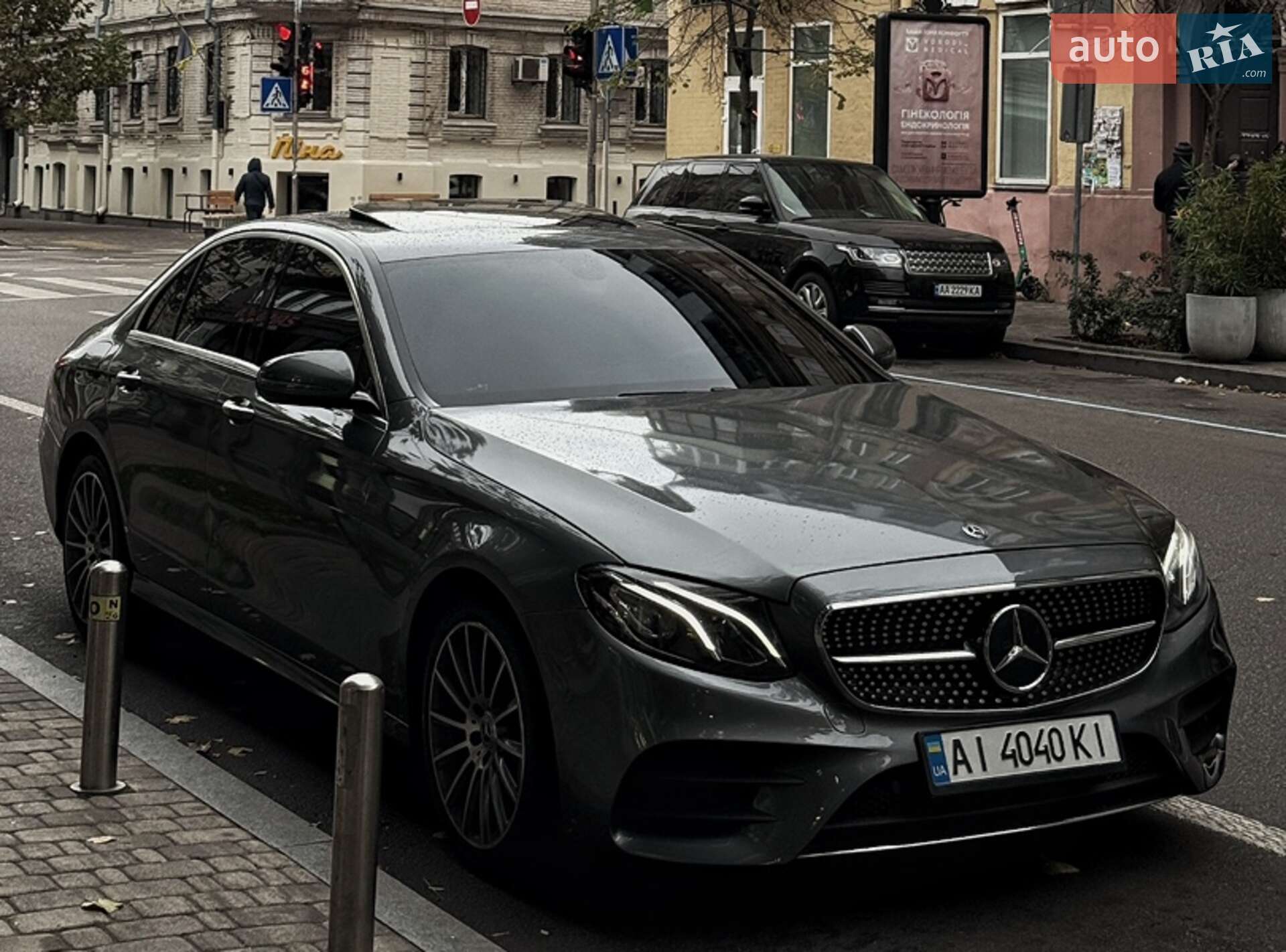 MERCEDES-BENZ E 300 2017