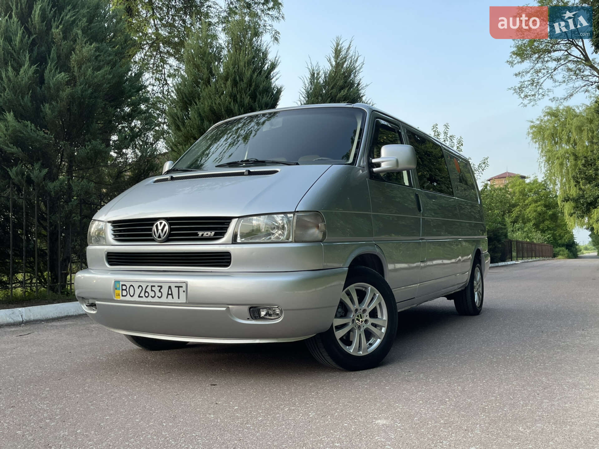 VOLKSWAGEN TRANSPORTER 2002