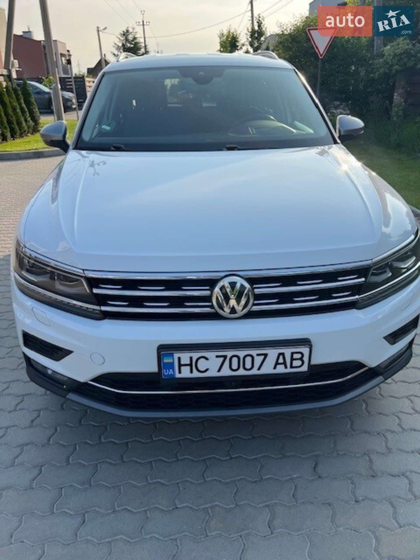 VOLKSWAGEN TIGUAN 2019