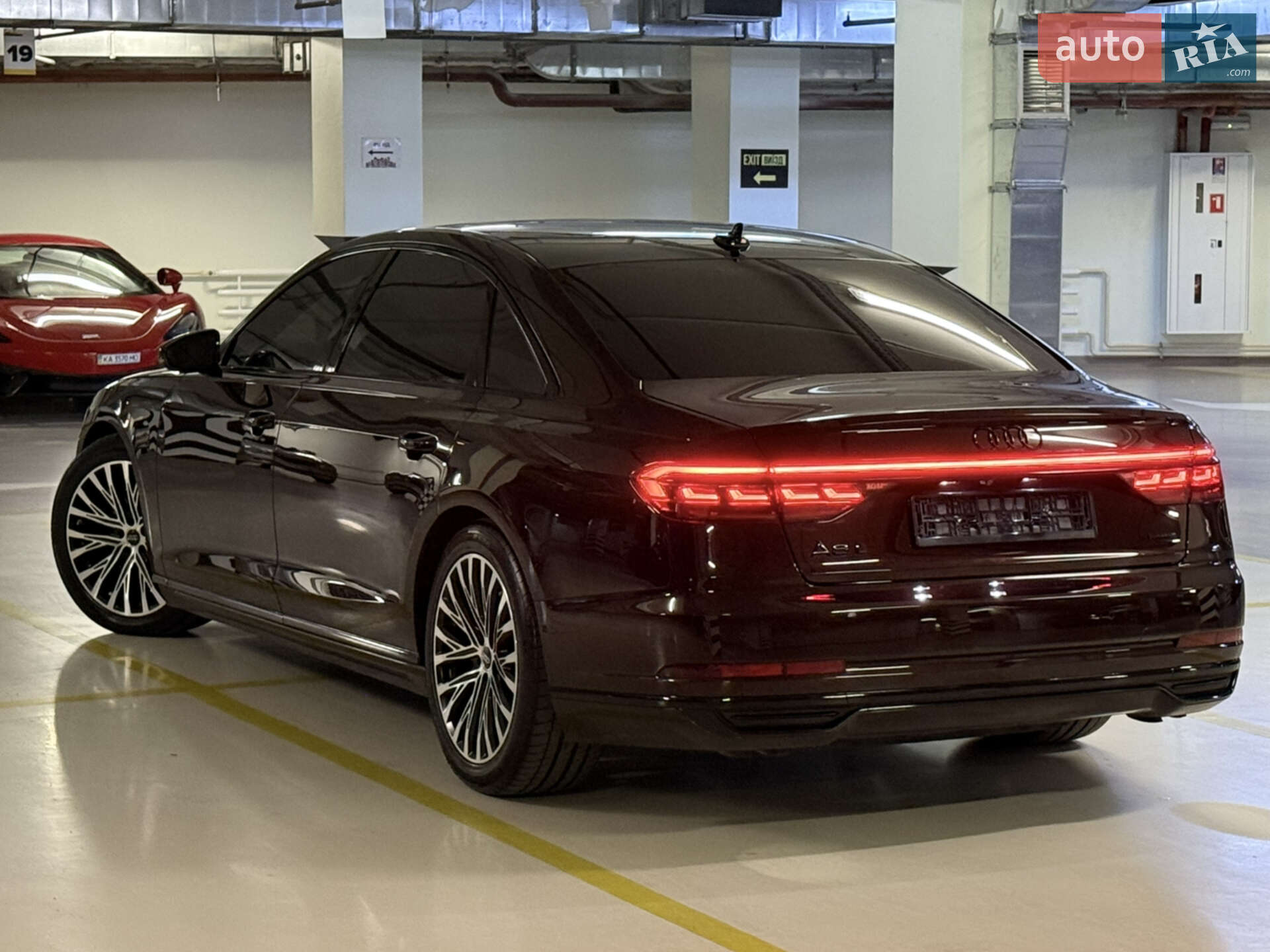 AUDI A8