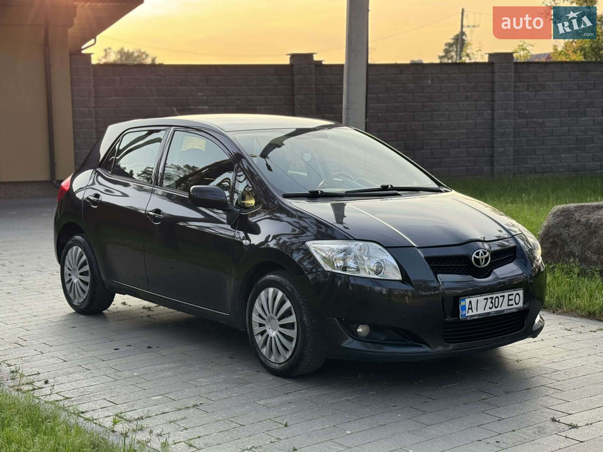 TOYOTA AURIS 2008