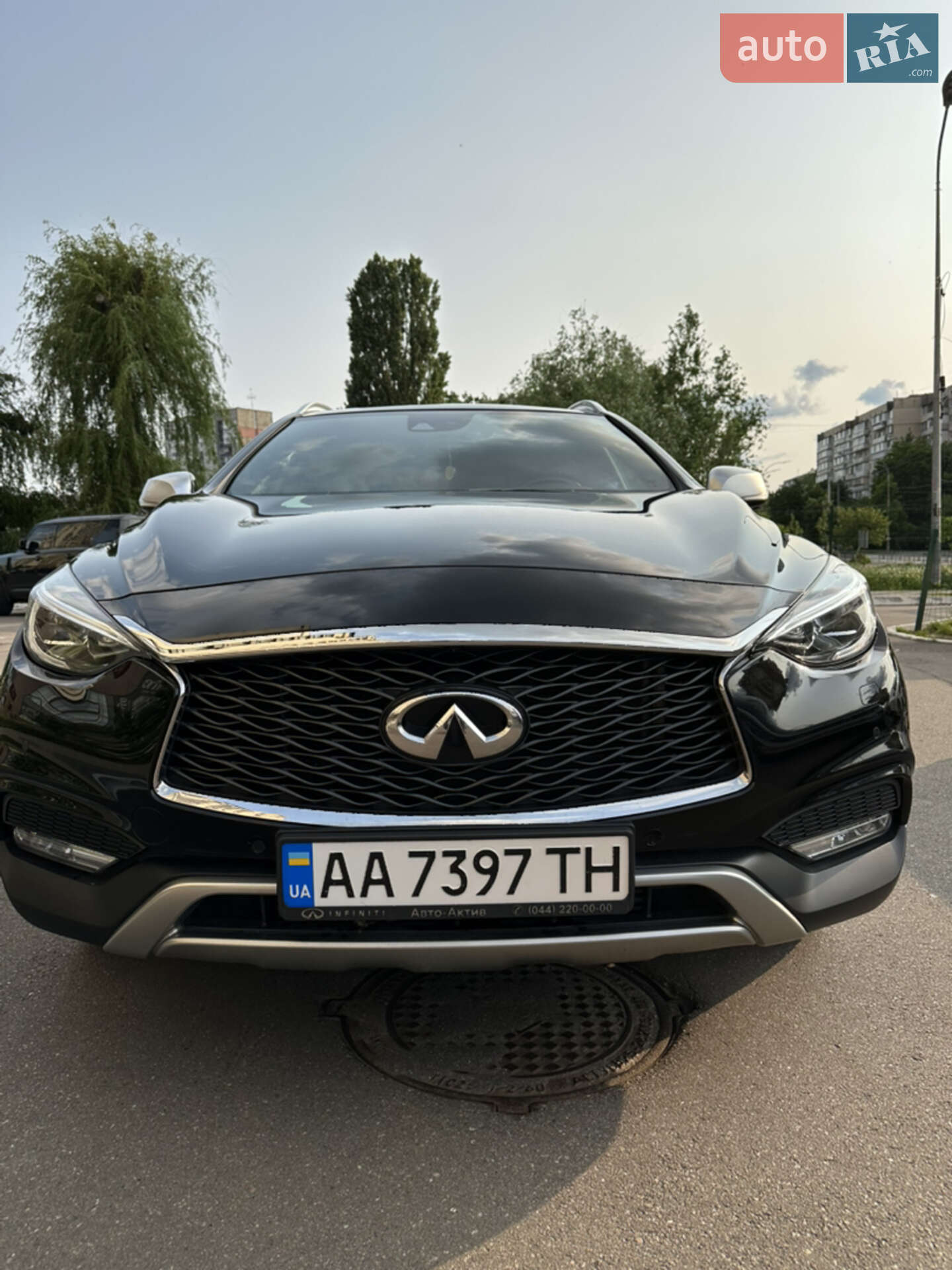 INFINITI QX30 2018