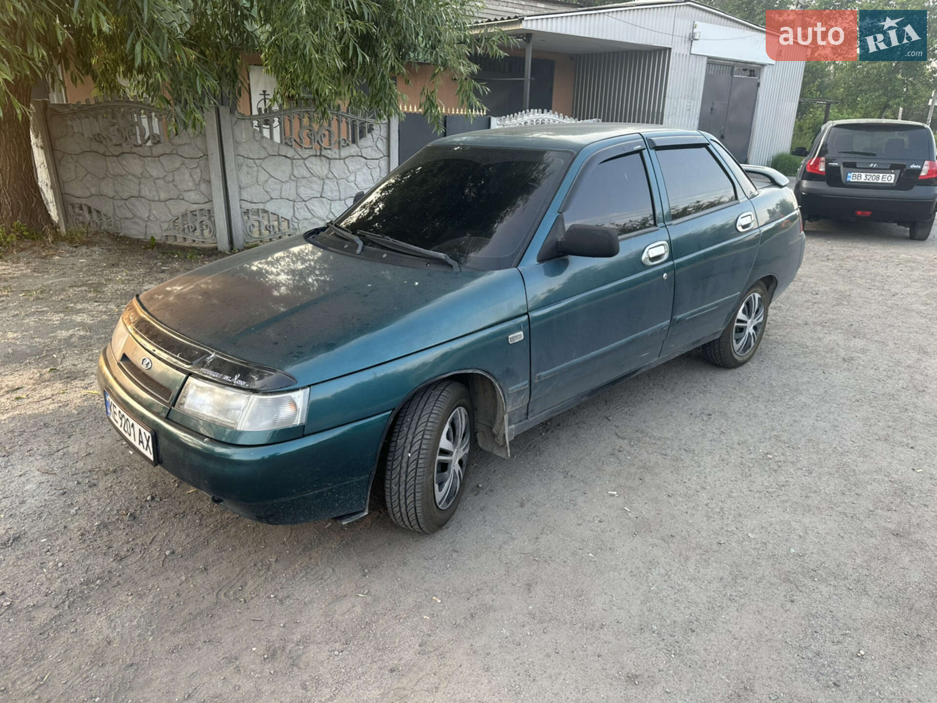 ВАЗ 21102 2001
